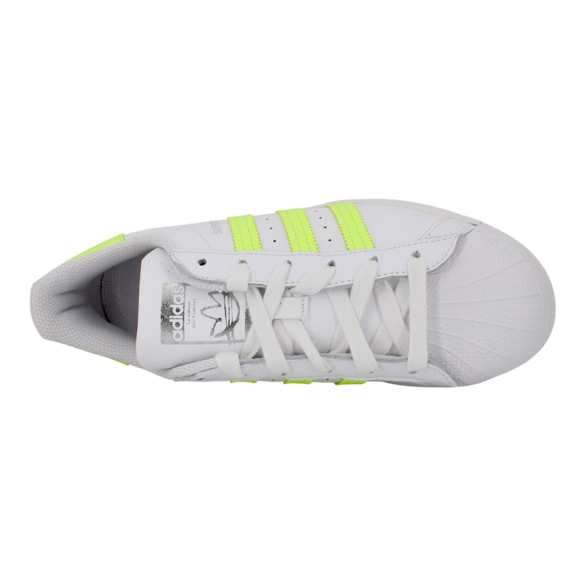 Sneaker Superstar in Weiß 3/4