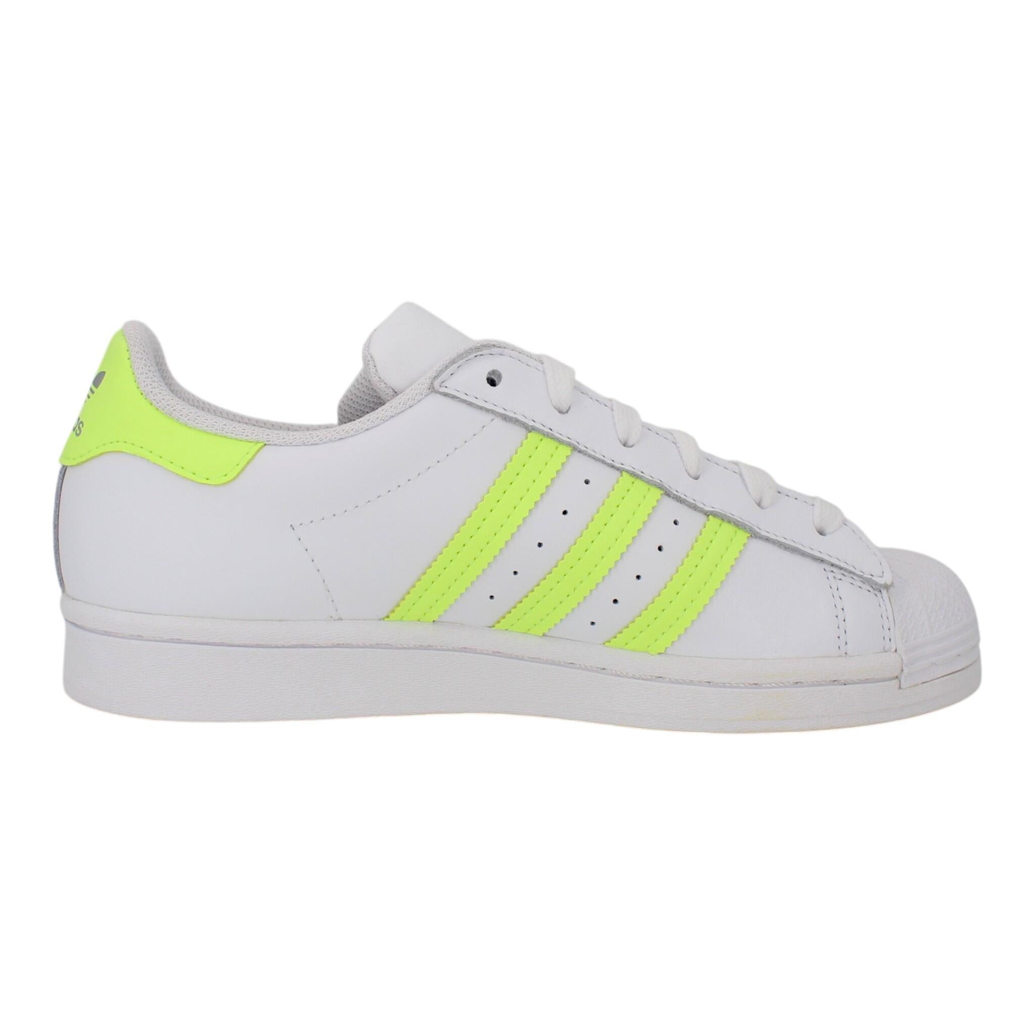 Sneaker Superstar in Weiß 2/4