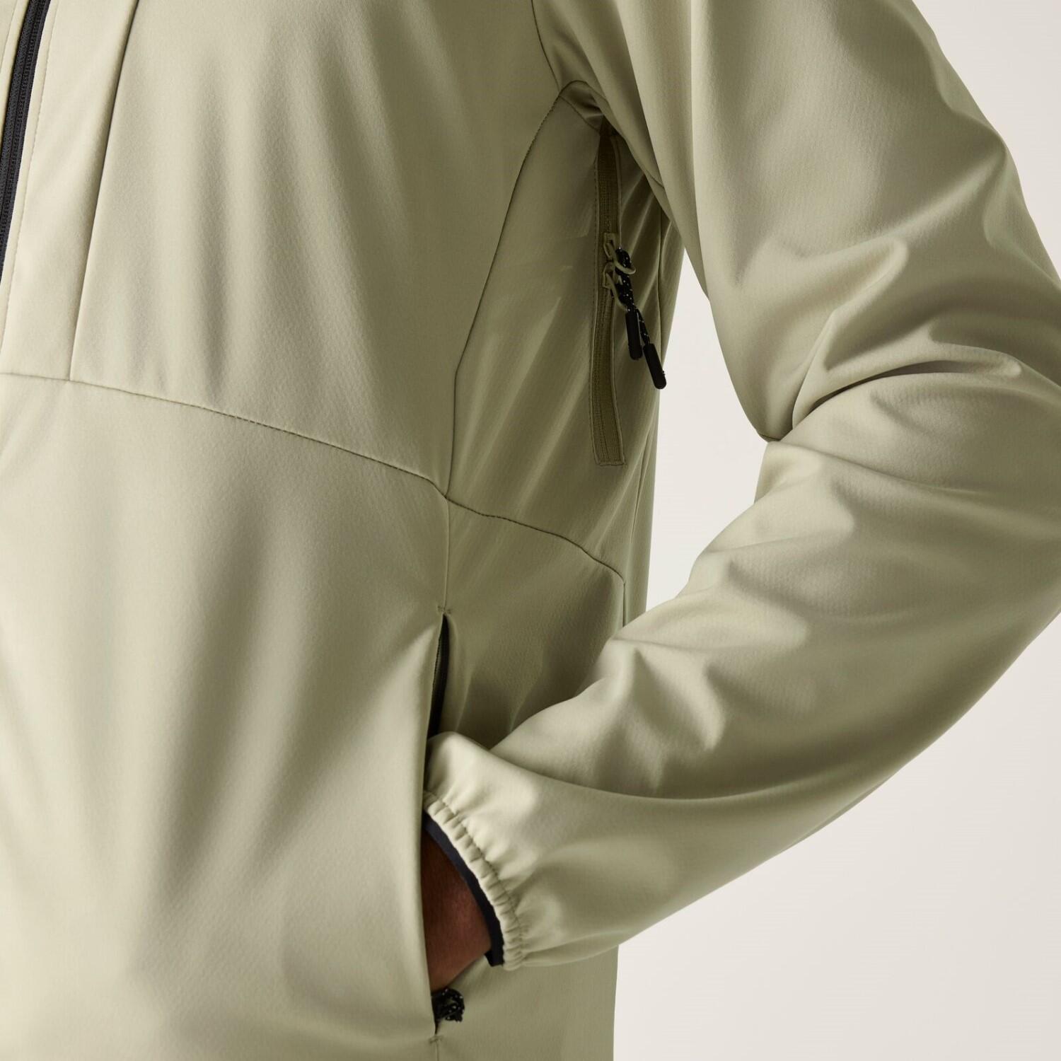 Mens Tredmoor Water-Resistant Hooded Softshell Jacket 4/7