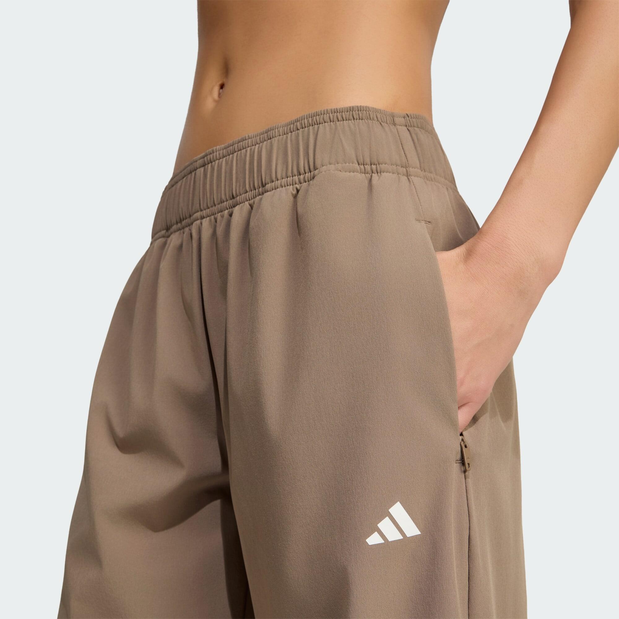 Workout Essentials Gewebte Trainingshose 4/5