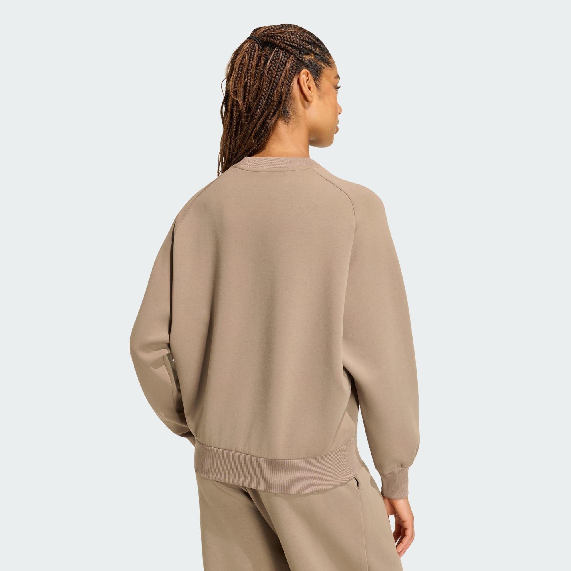 SOFT LUX SWEATSHIRT, LOCKER GESCHNITTEN 3/5
