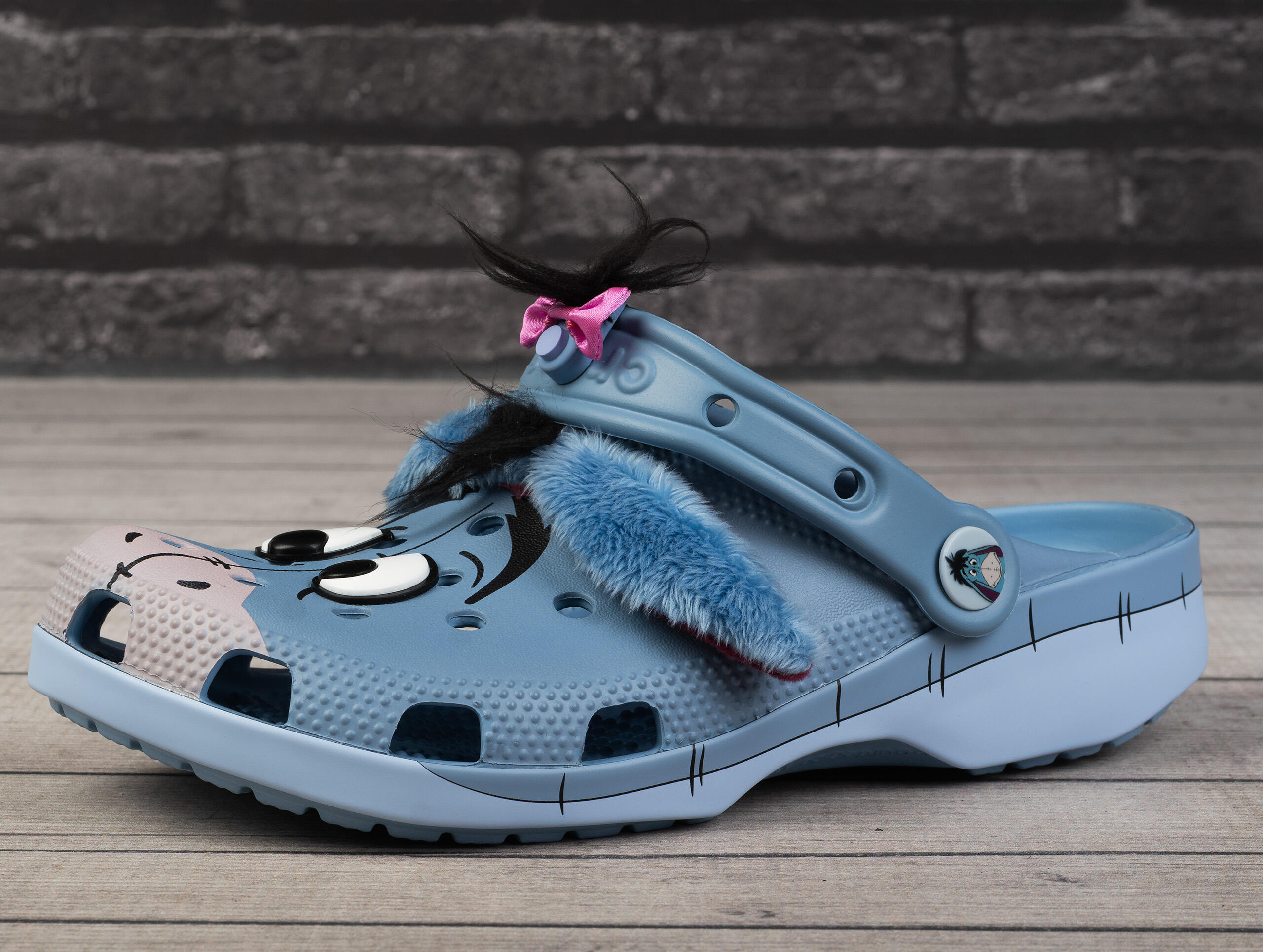Klapki sportowe chodaki Crocs WTP EEYORE CLS CLG 3/6
