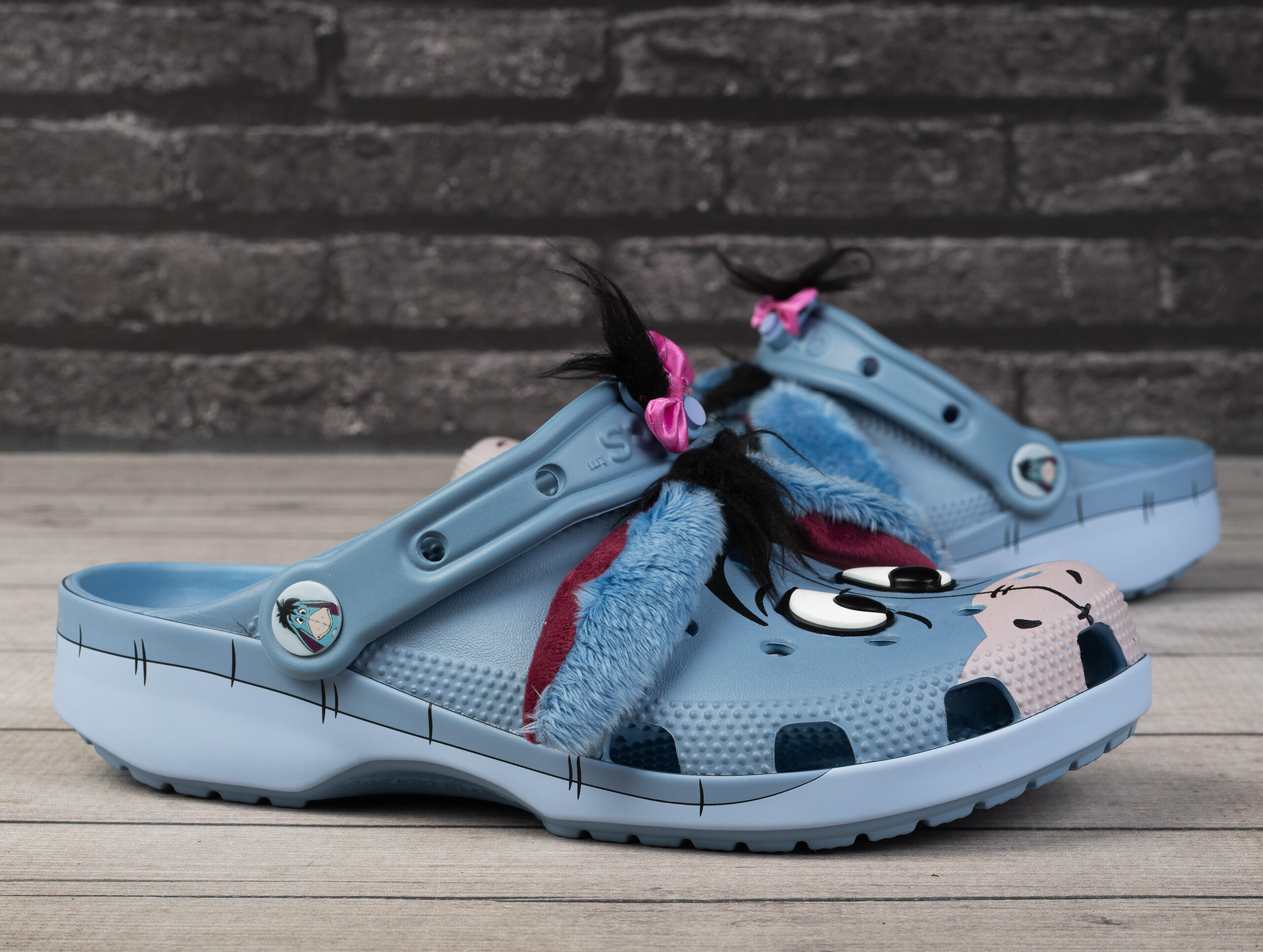 Klapki sportowe chodaki Crocs WTP EEYORE CLS CLG 2/6