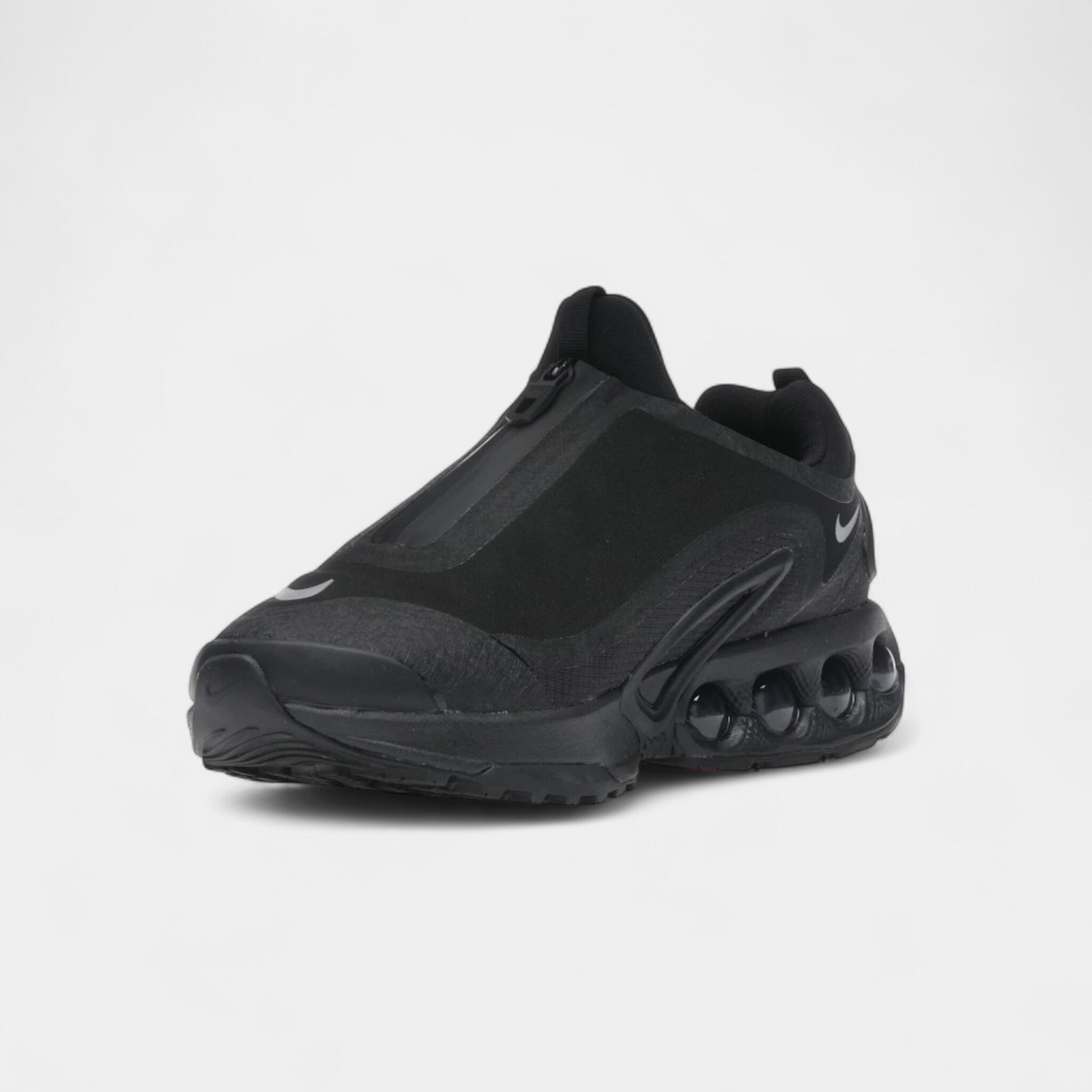 Nike Air Max Dn Roam Black Metallic Silver 3/4