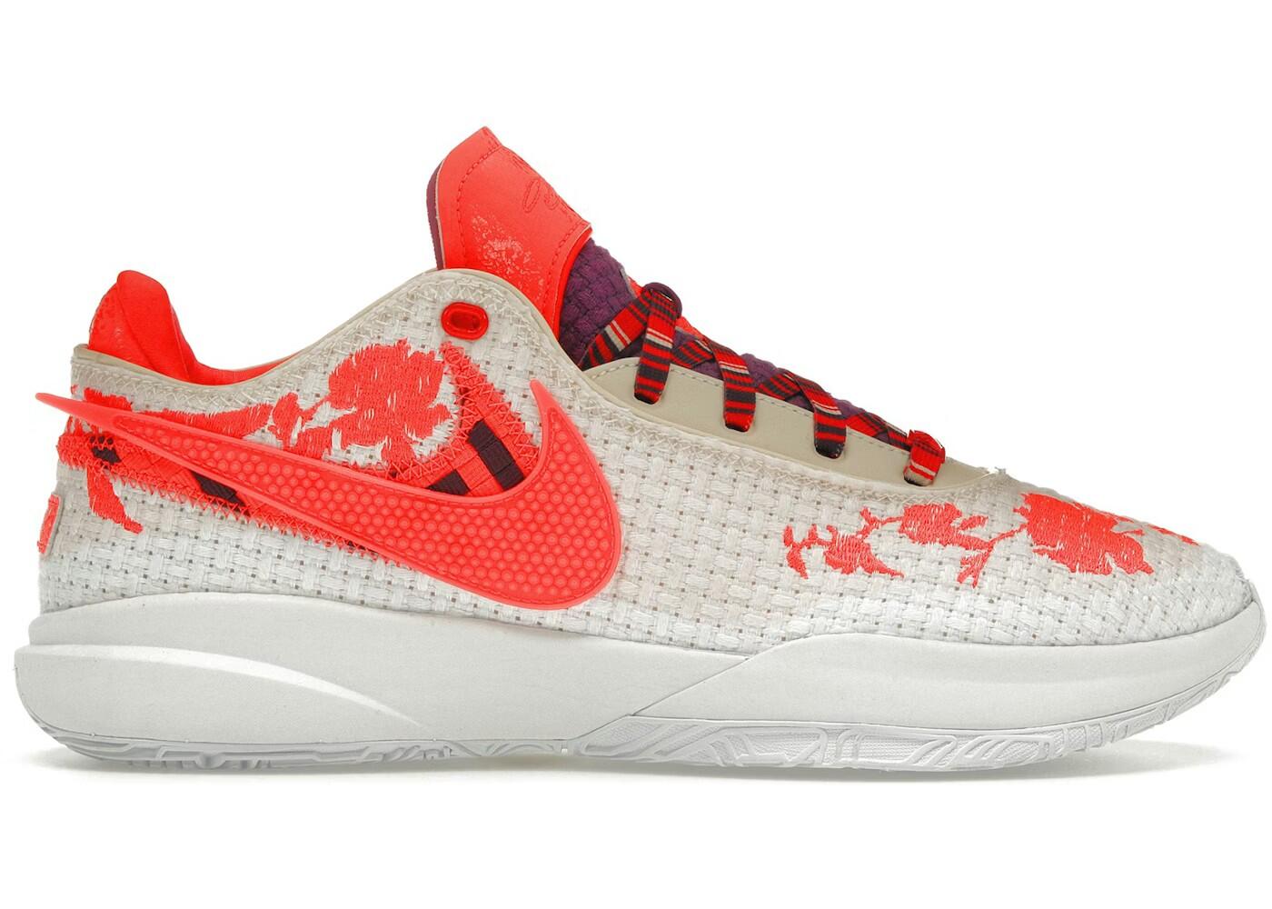 NIKE picture