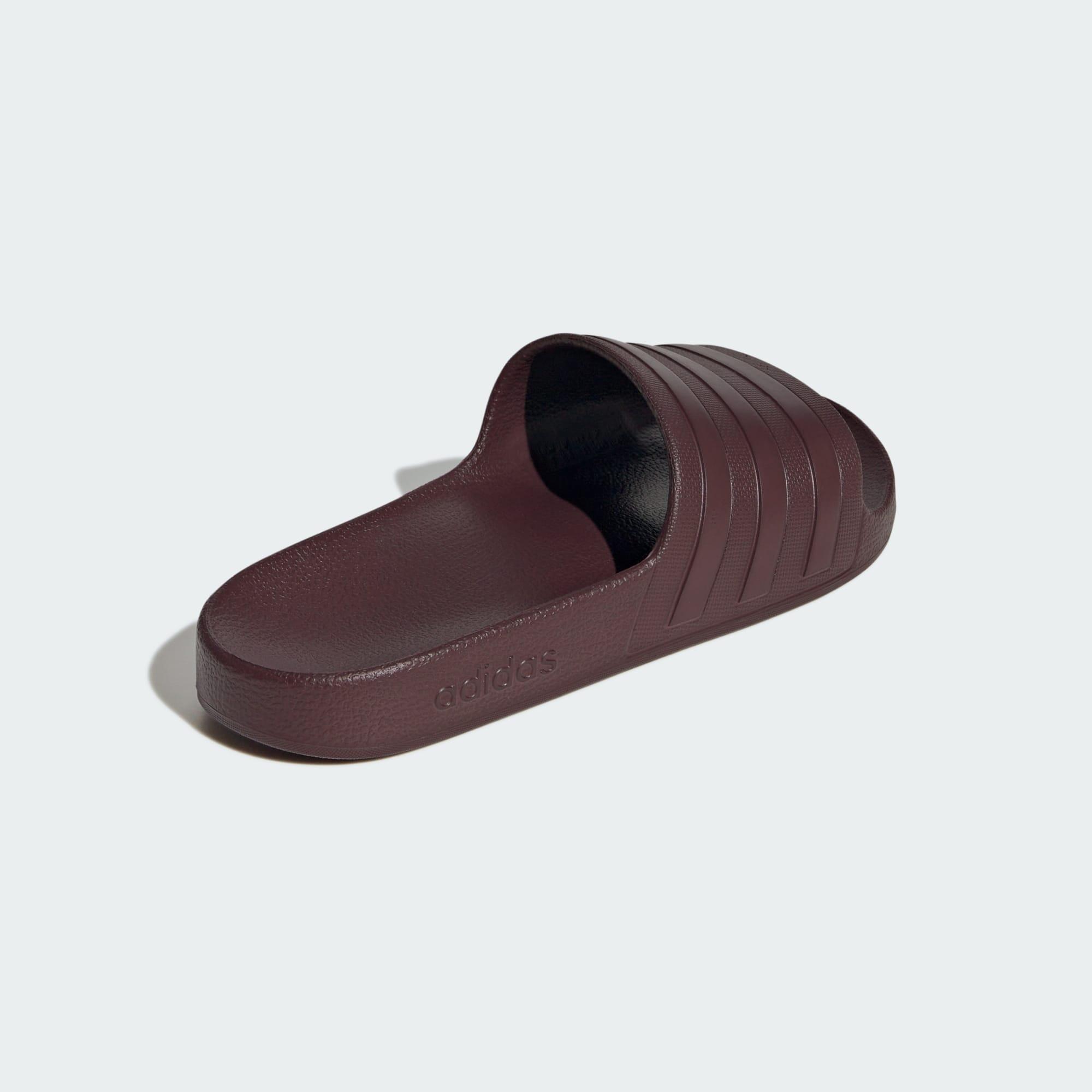 Adilette Aqua Slides 7/7