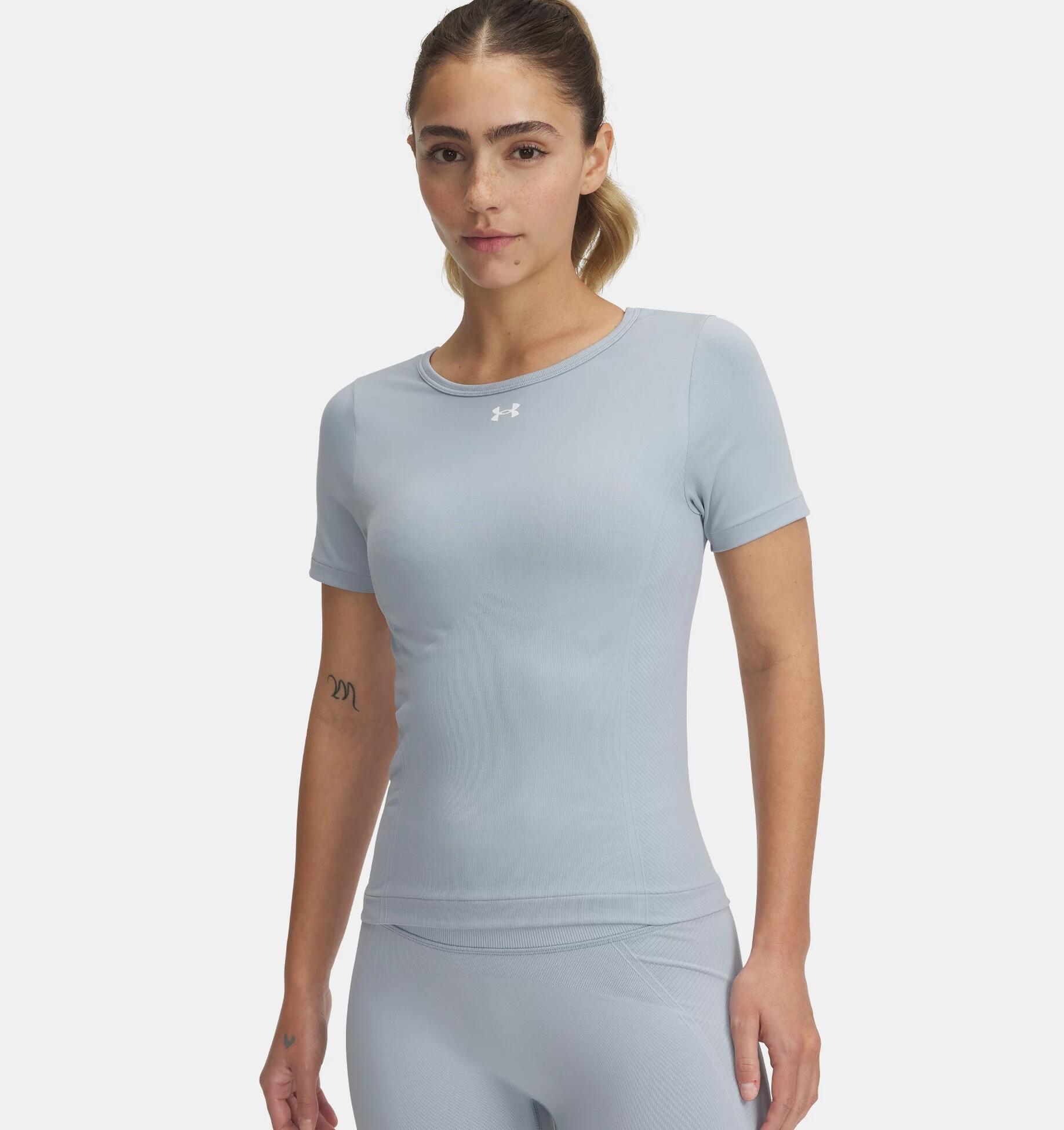 UNDER ARMOUR picture