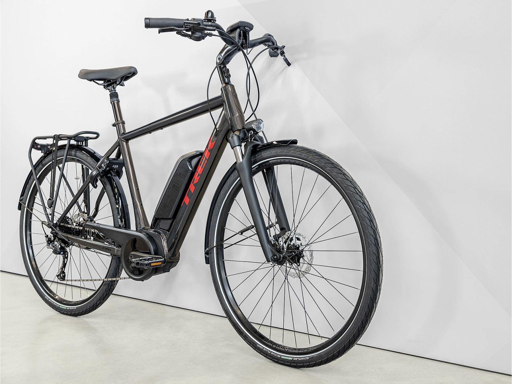 Bicicleta elétrica urbana Trek Verve+ 2 Shimano Acera/Altus 9 V 500 Wh Preta - B 2/7