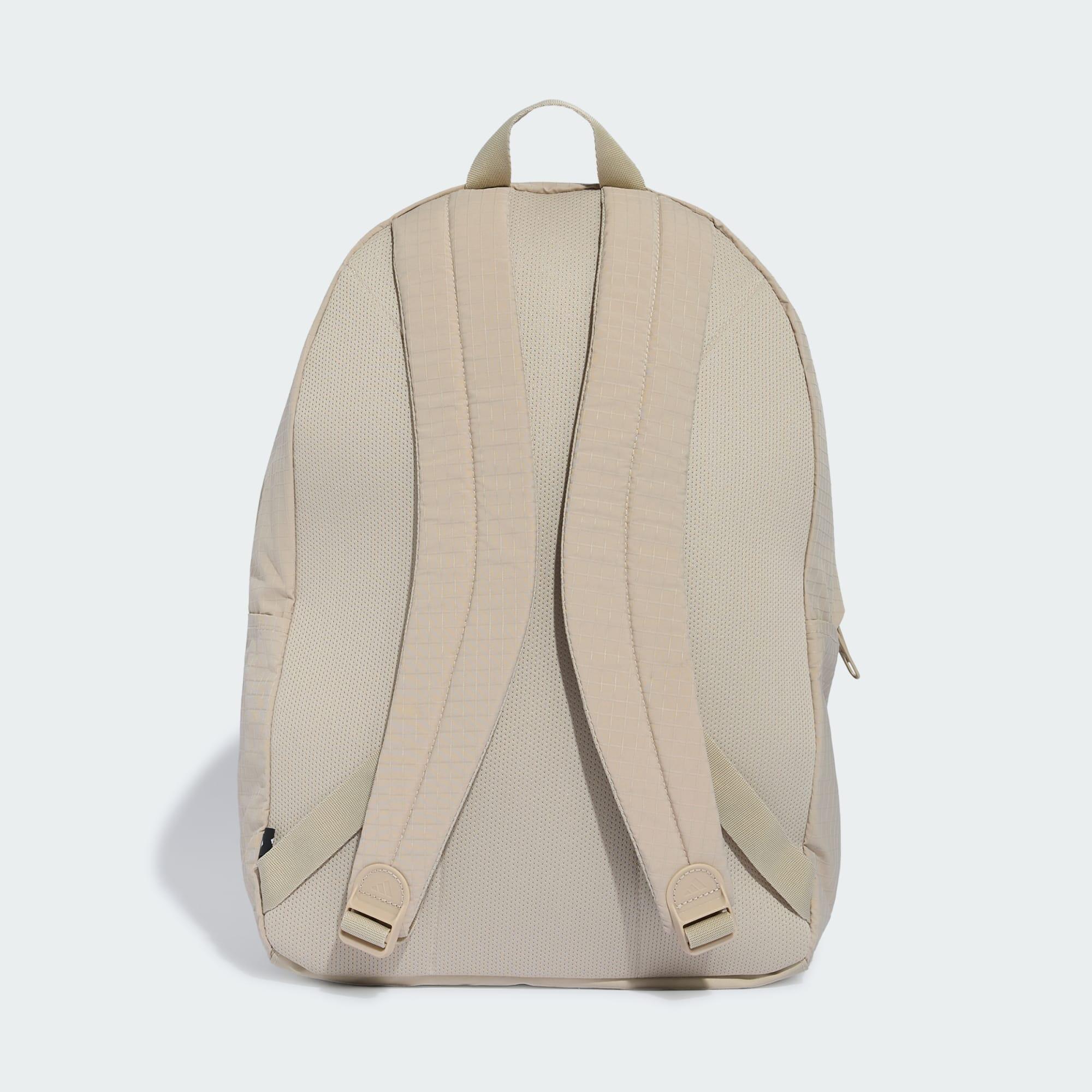 Mochila Essentials Back to Campus 2/6