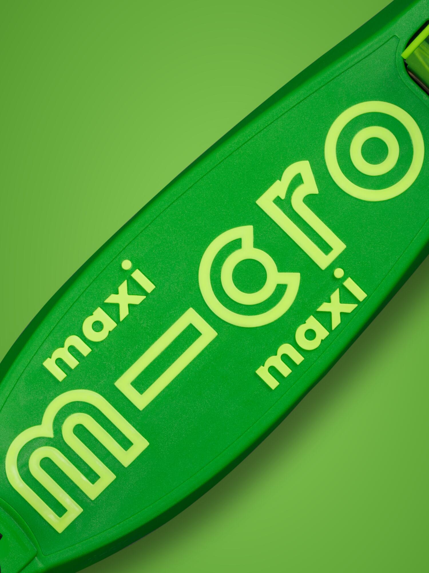 Trottinette enfant Maxi  Deluxe Néon Vert LED 6/7