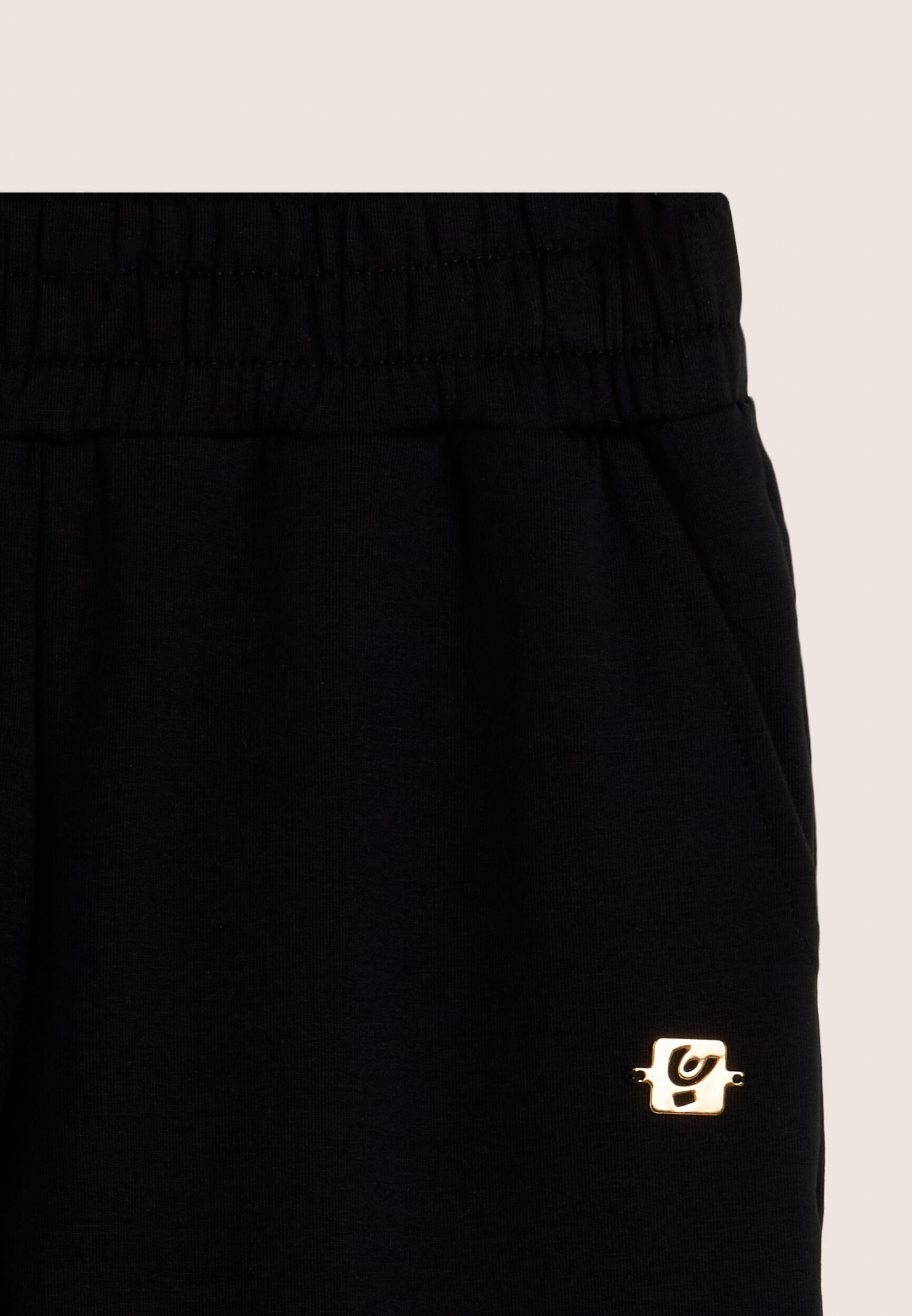 Pantalon Junior avec poches cargo et détails dorés 3/3