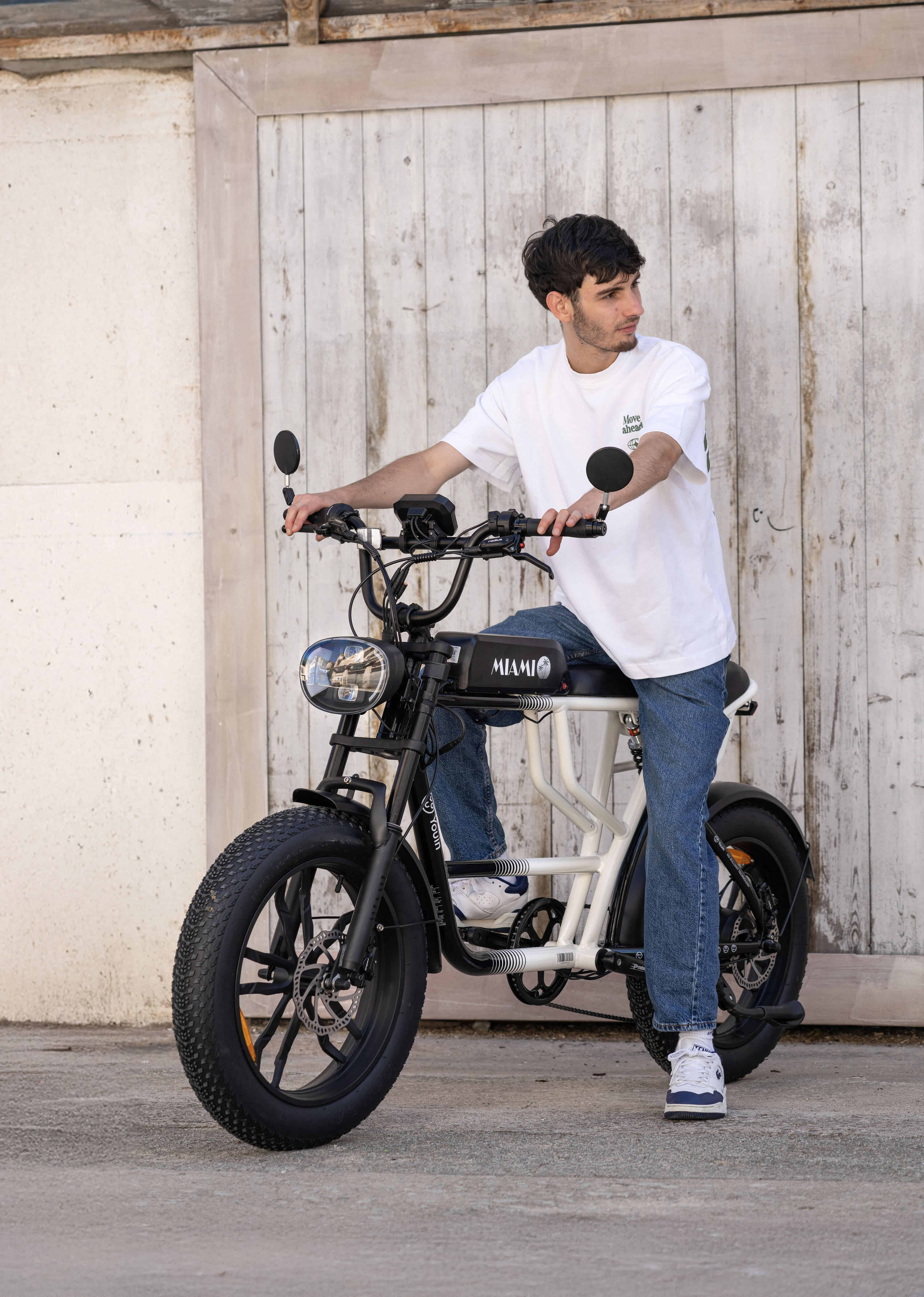 Vélo électrique YOUIN Miami BK7000 FAT 20" 250W 100km à double suspension 5/7