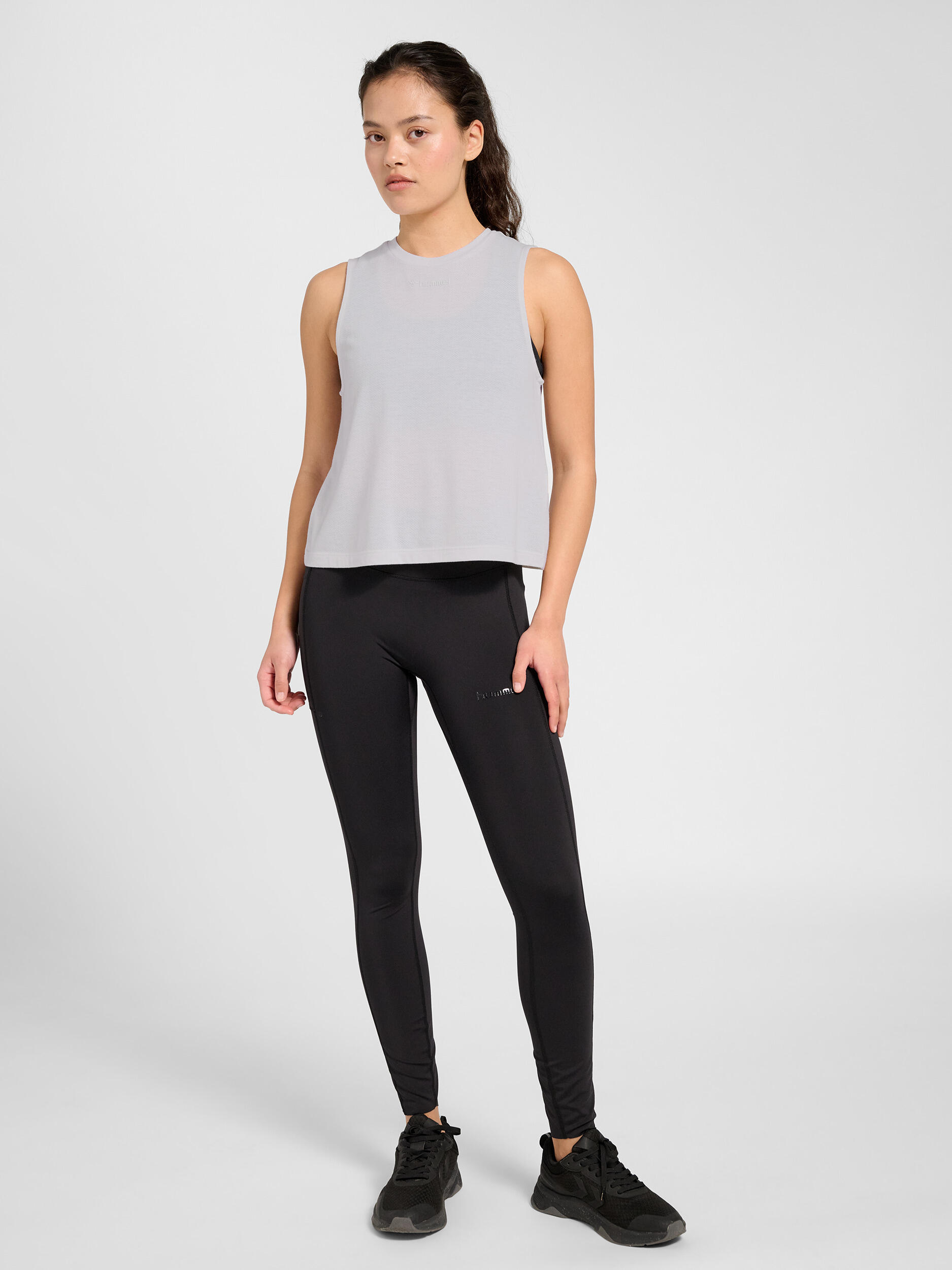 Camiseta Hmlmt Vanja Entrenamiento Mujer 3/7