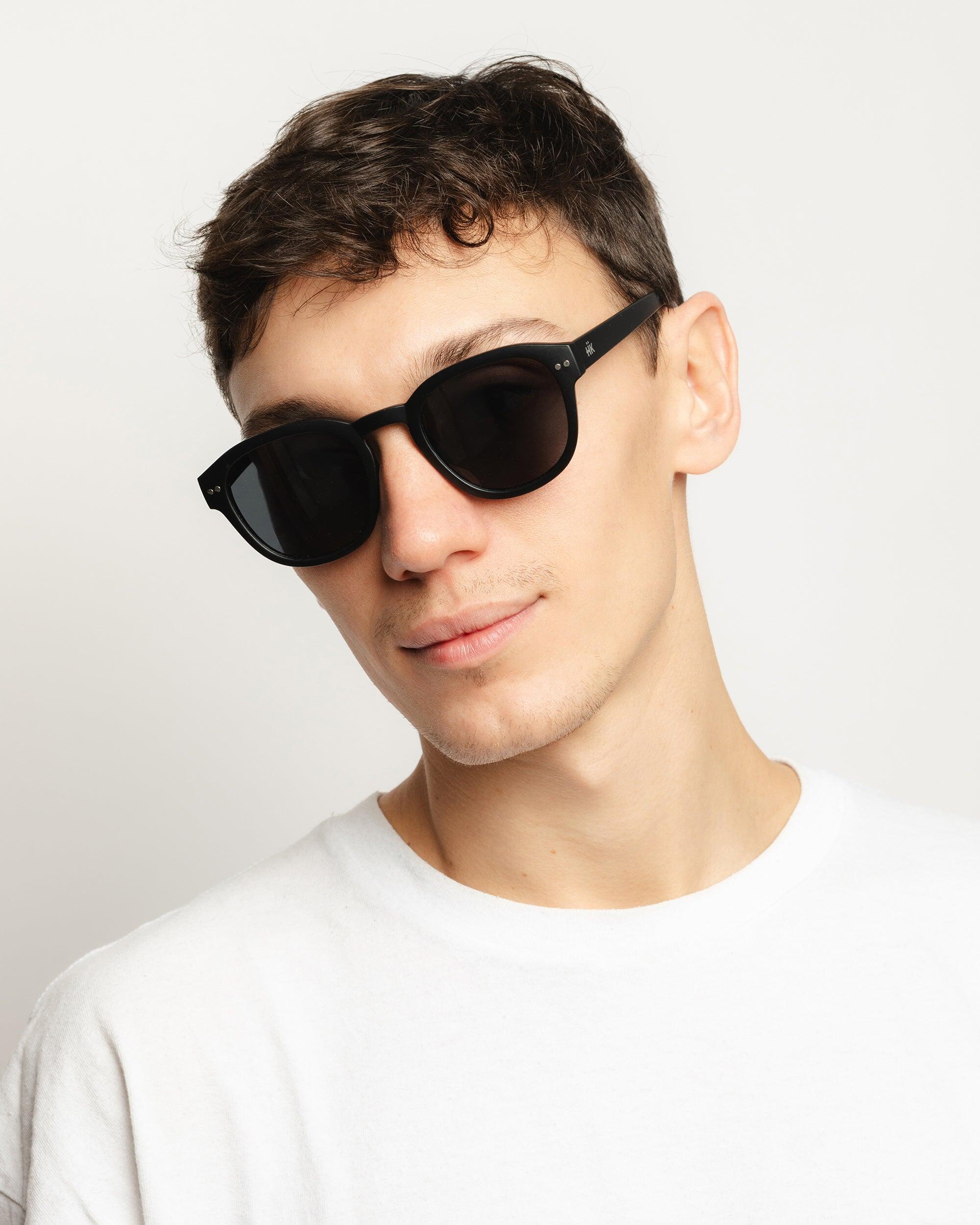 Gafas de sol hombre Hanukeii Polarizadas negro – Ideal para verano, UV400 6/7