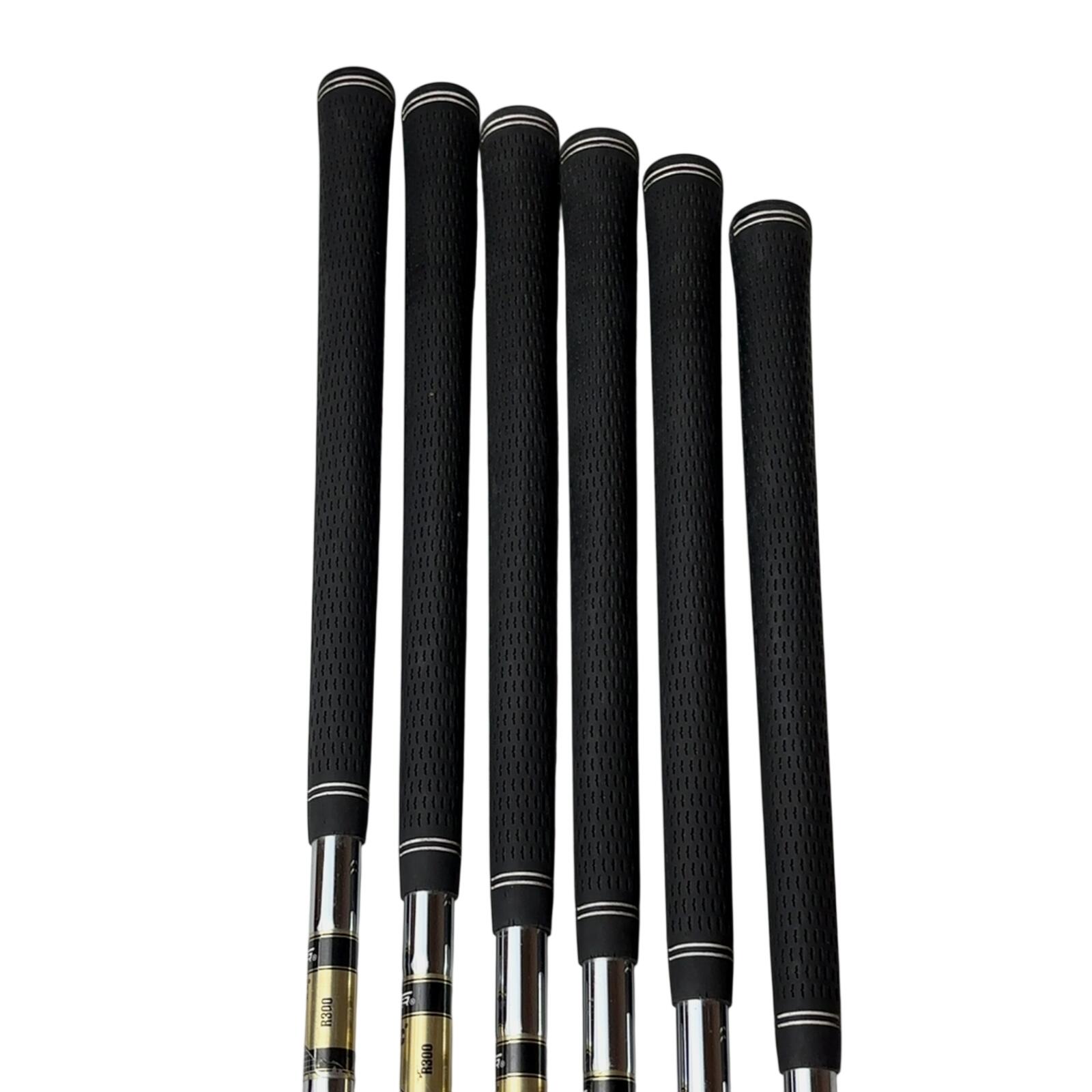 Titleist 735 CM Série de fers / 4-8i / Flex Regular / Acier 5/7