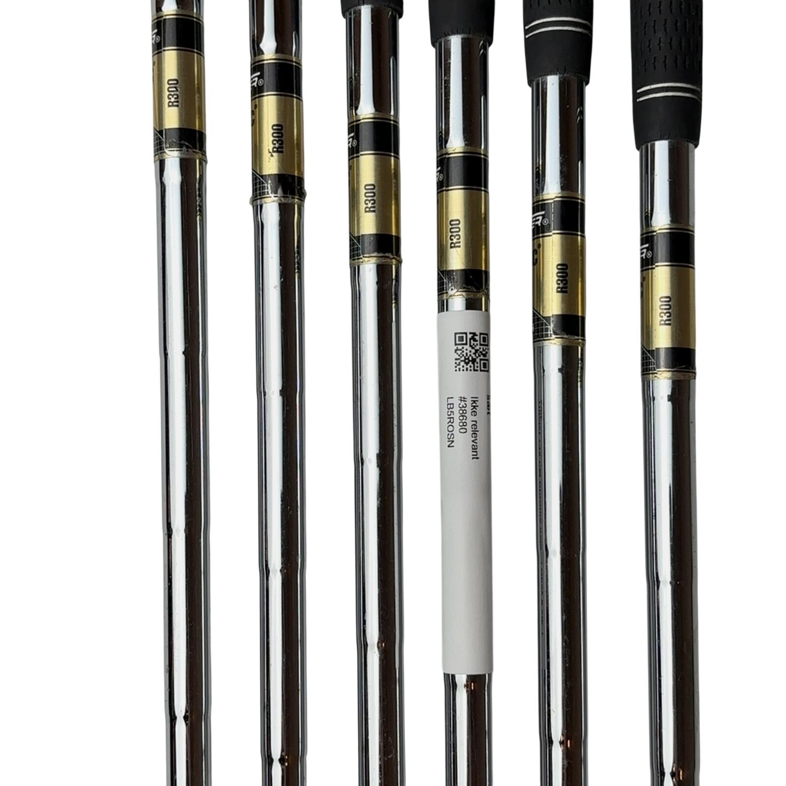 Titleist 735 CM Série de fers / 4-8i / Flex Regular / Acier 4/7