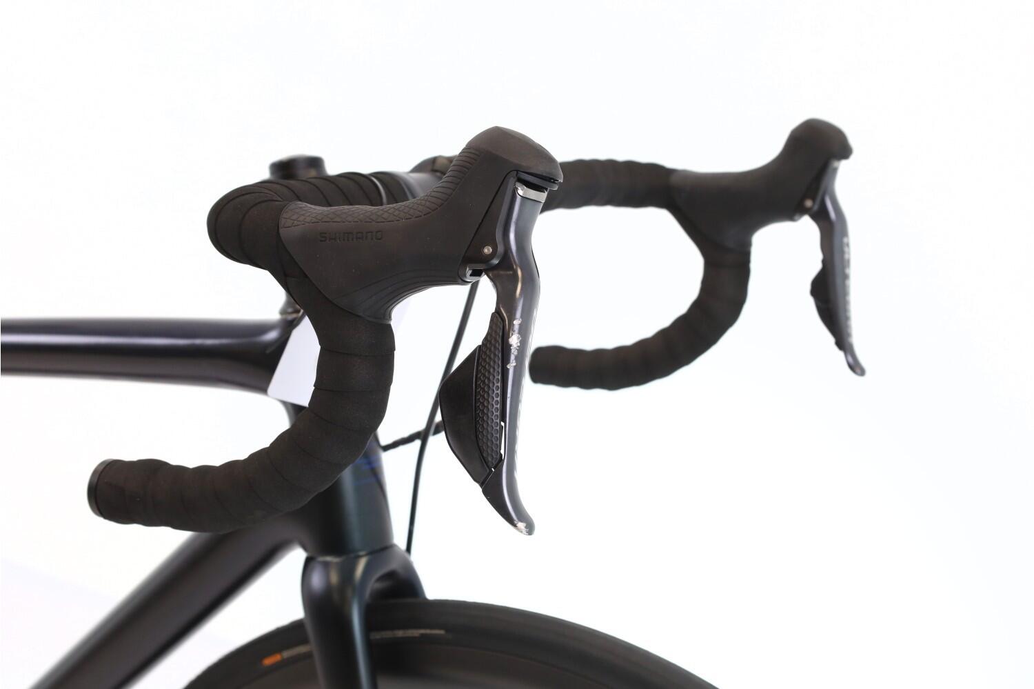 Refurbished Rennrad ·  Aethos Pro Di2 11V · Sehr guter Zustand 6/8