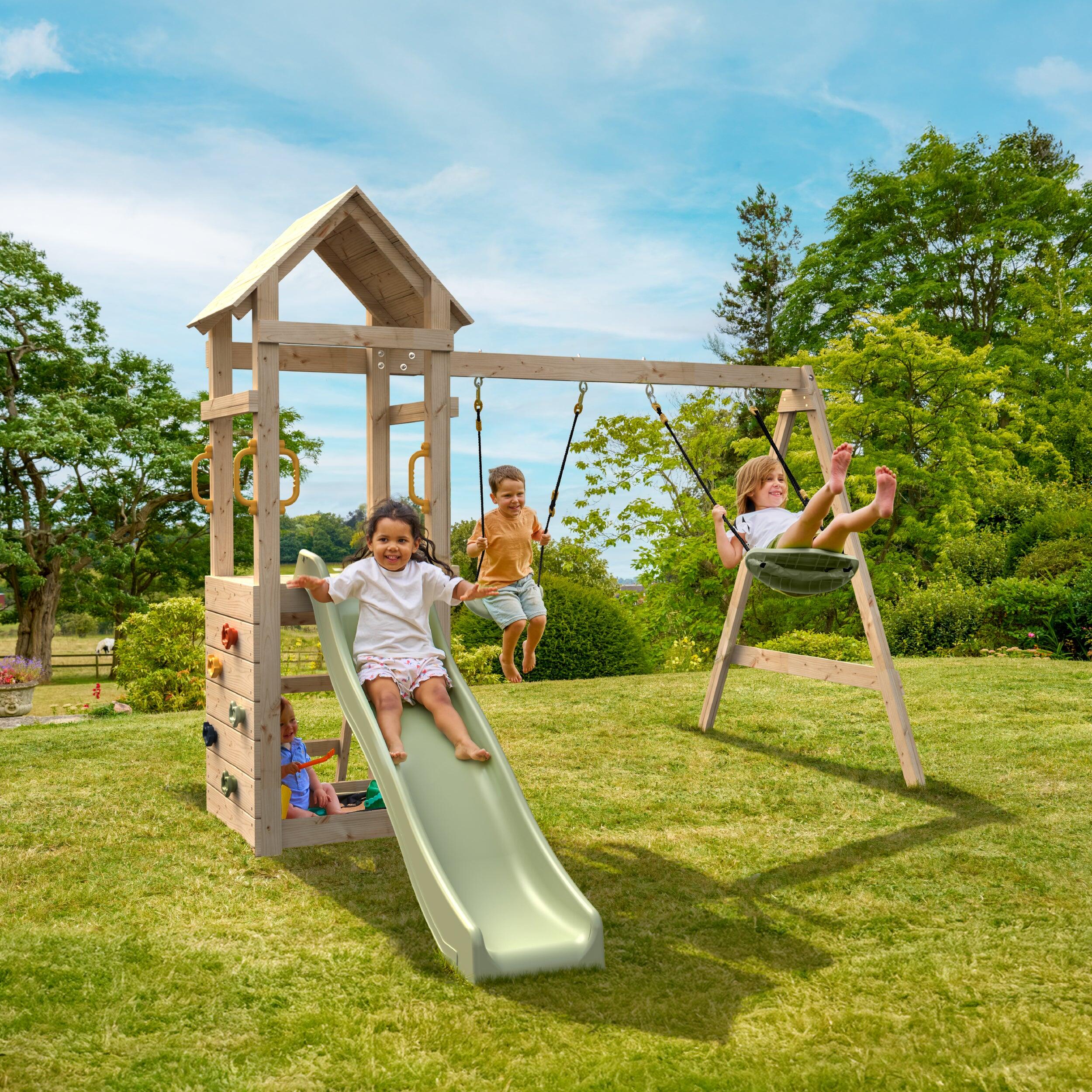Speelstructuur met glijbaan en klimwand GESSETTE bruin H210cm 2/5