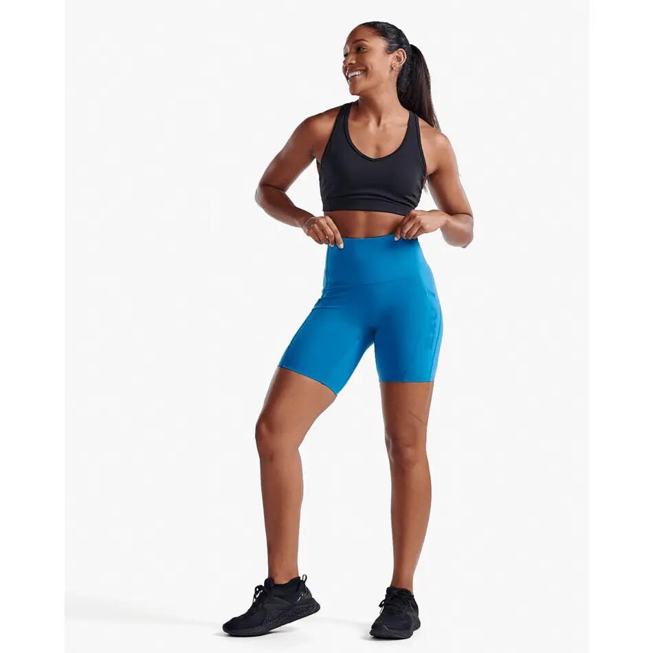 Mid-rise women's compression shorts 2XU Form Stash 2/3