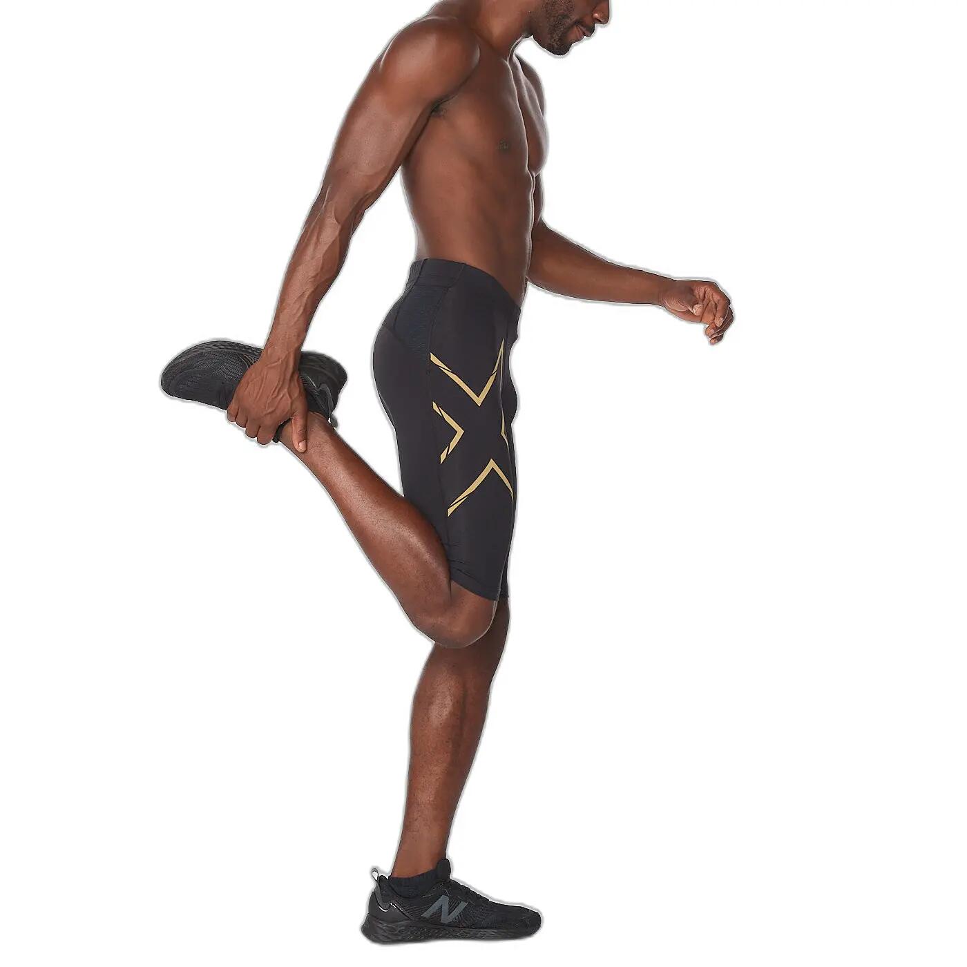 Short de compression 2XU Light Speed 3/5