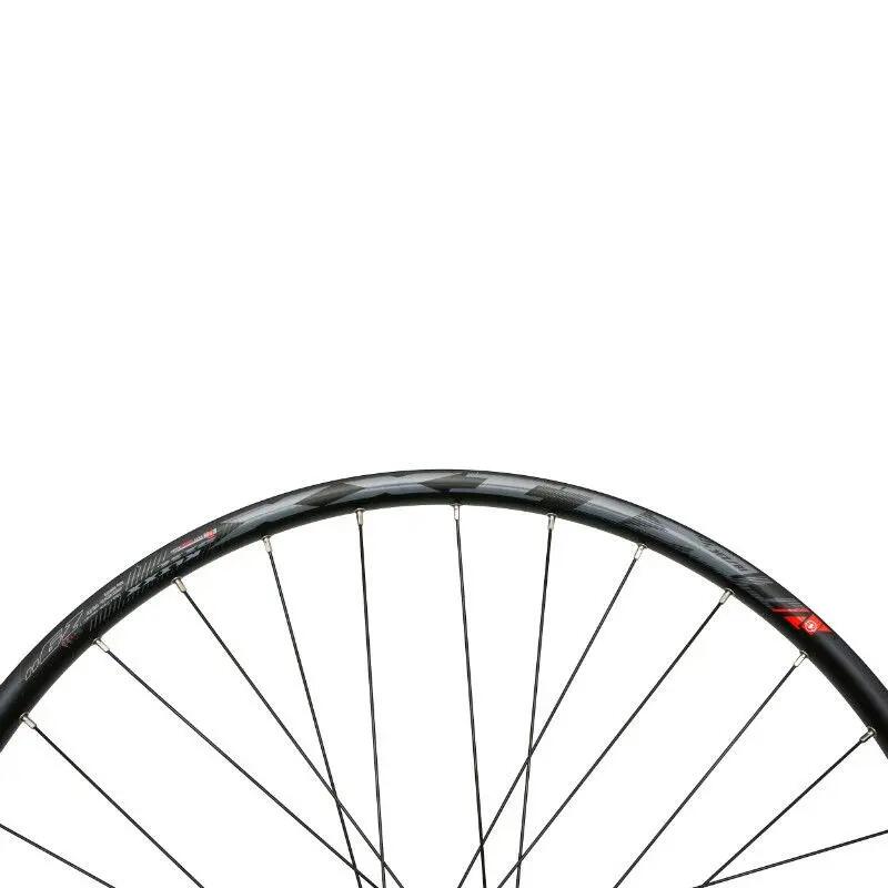 Roue de vélo VTT arrière à roulements (compatible tubeless et tubetype) 6 trous 2/2