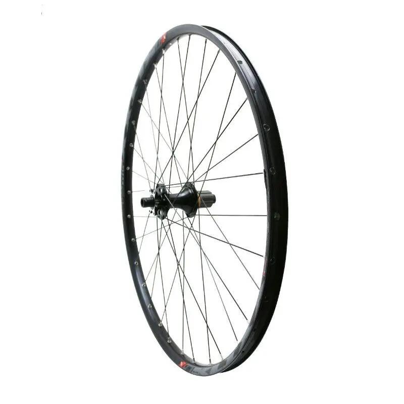 Bicycle rear wheel with bearings (tubeless and tubetype compatible) 6 holes thro
