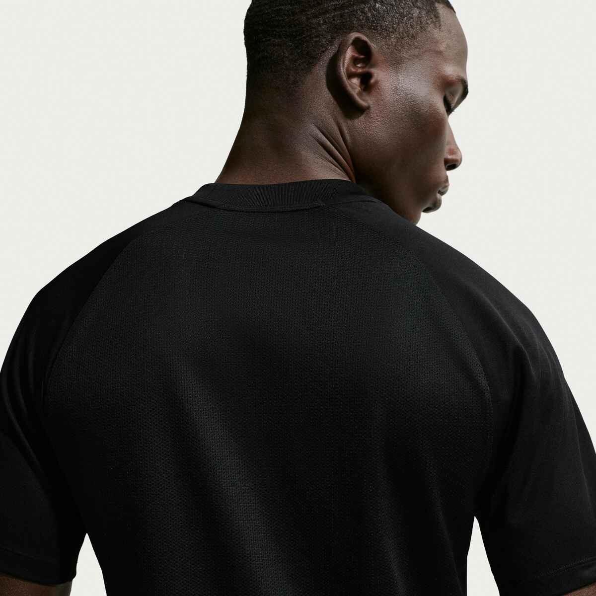 T-shirt da calcio uomo nike nero 2/6