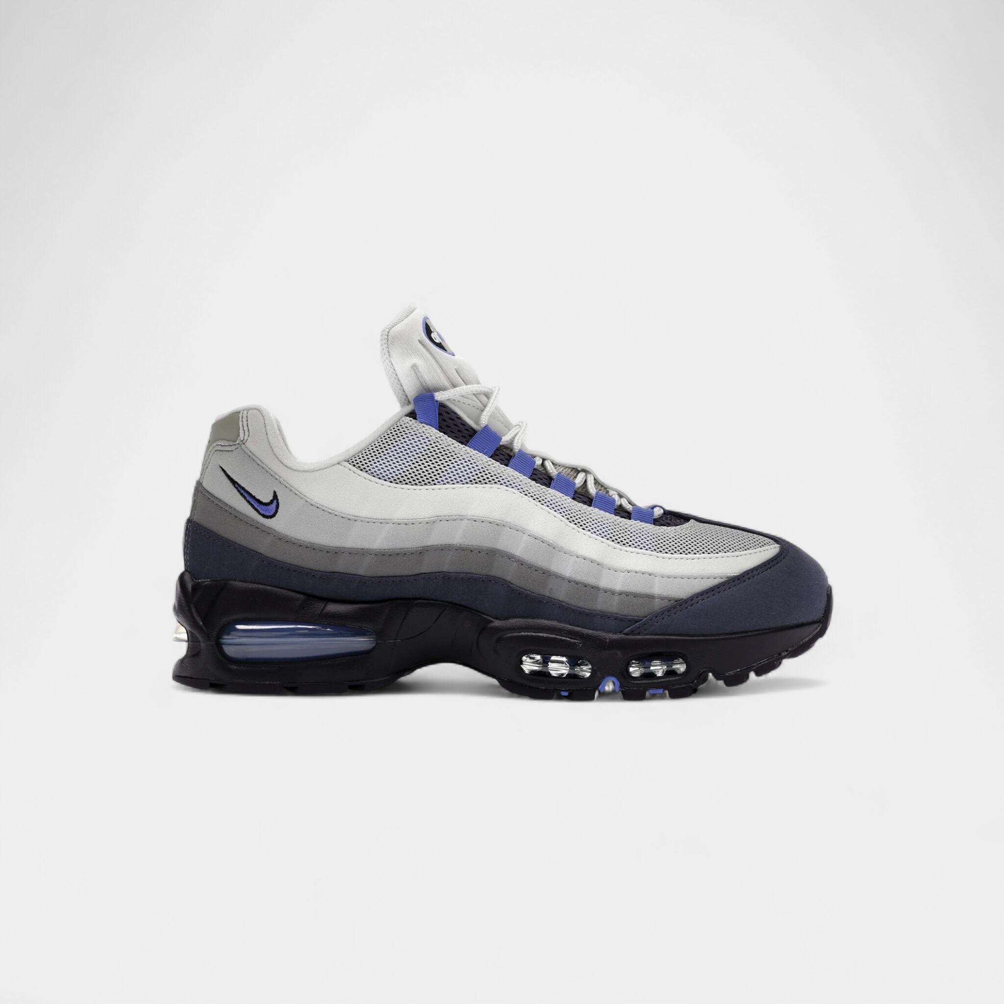 NIKE picture