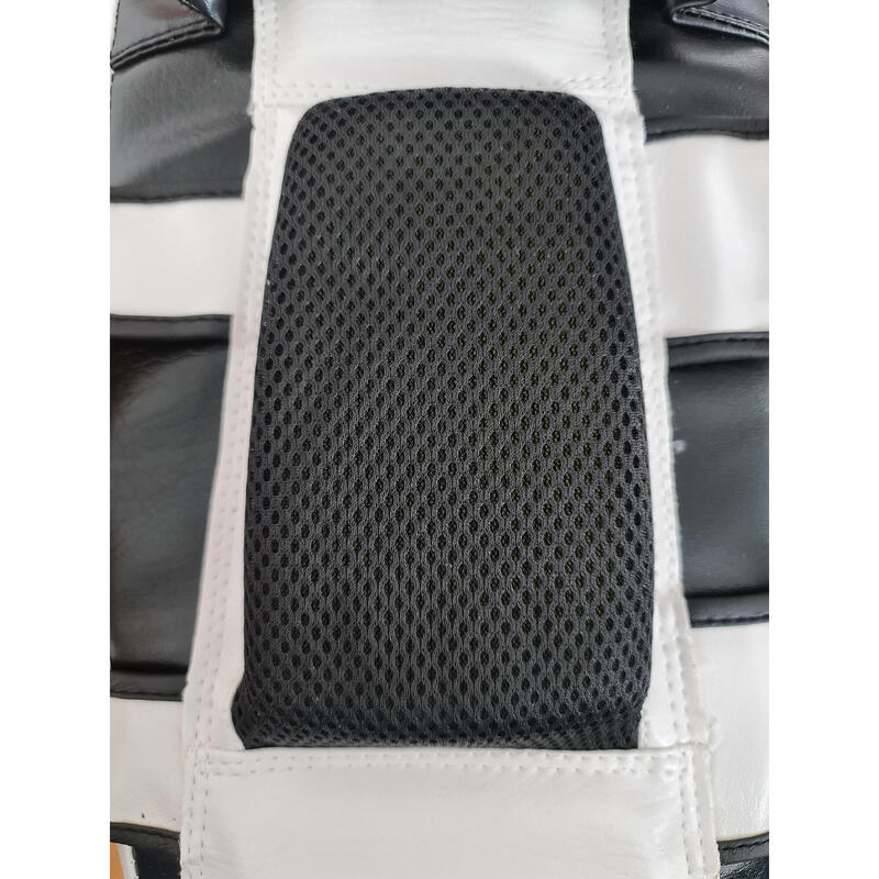 Blok (lap) tréninkový pro bojové sporty box/kopy 35 cm UNI