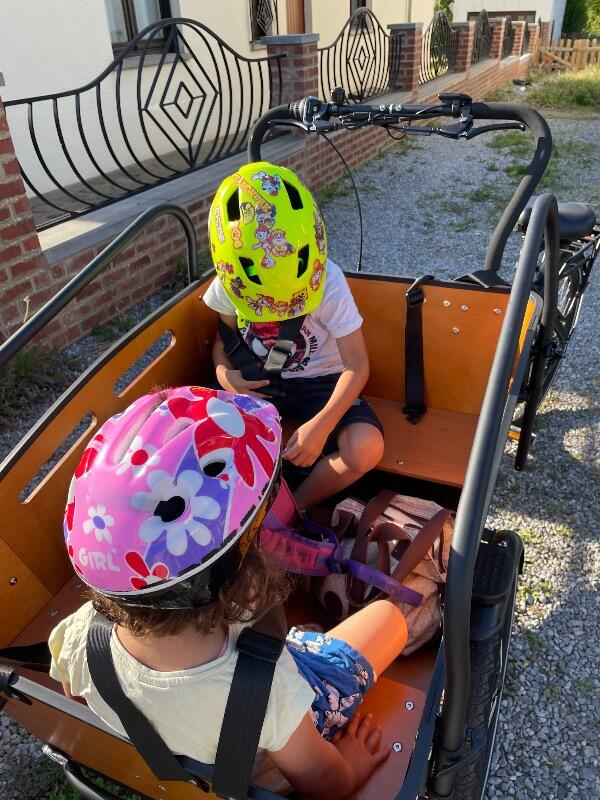 Tussen Particulieren - 4-kind elektrische bakfiets 3/7