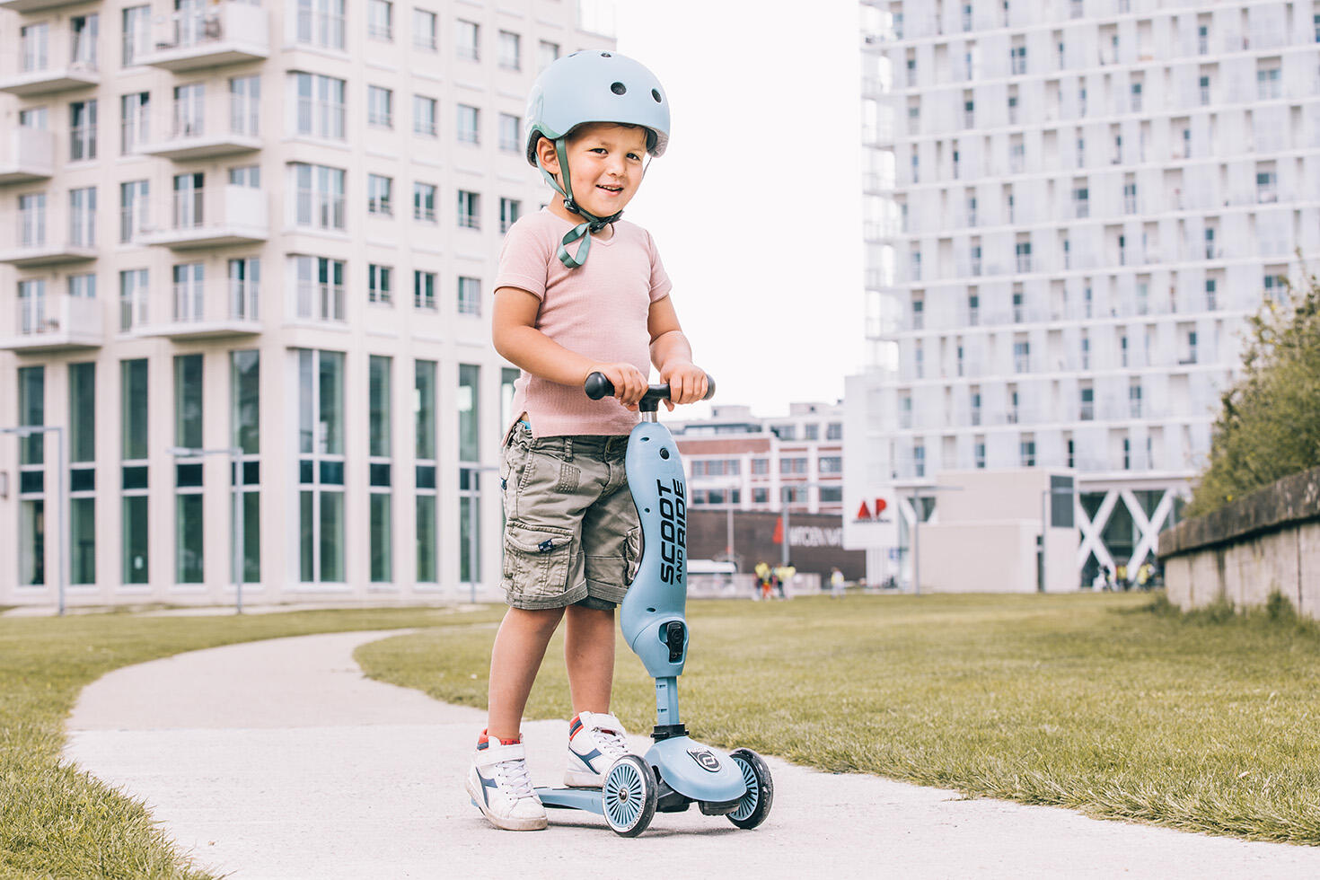 Scooter  Helm  Steel 2/3