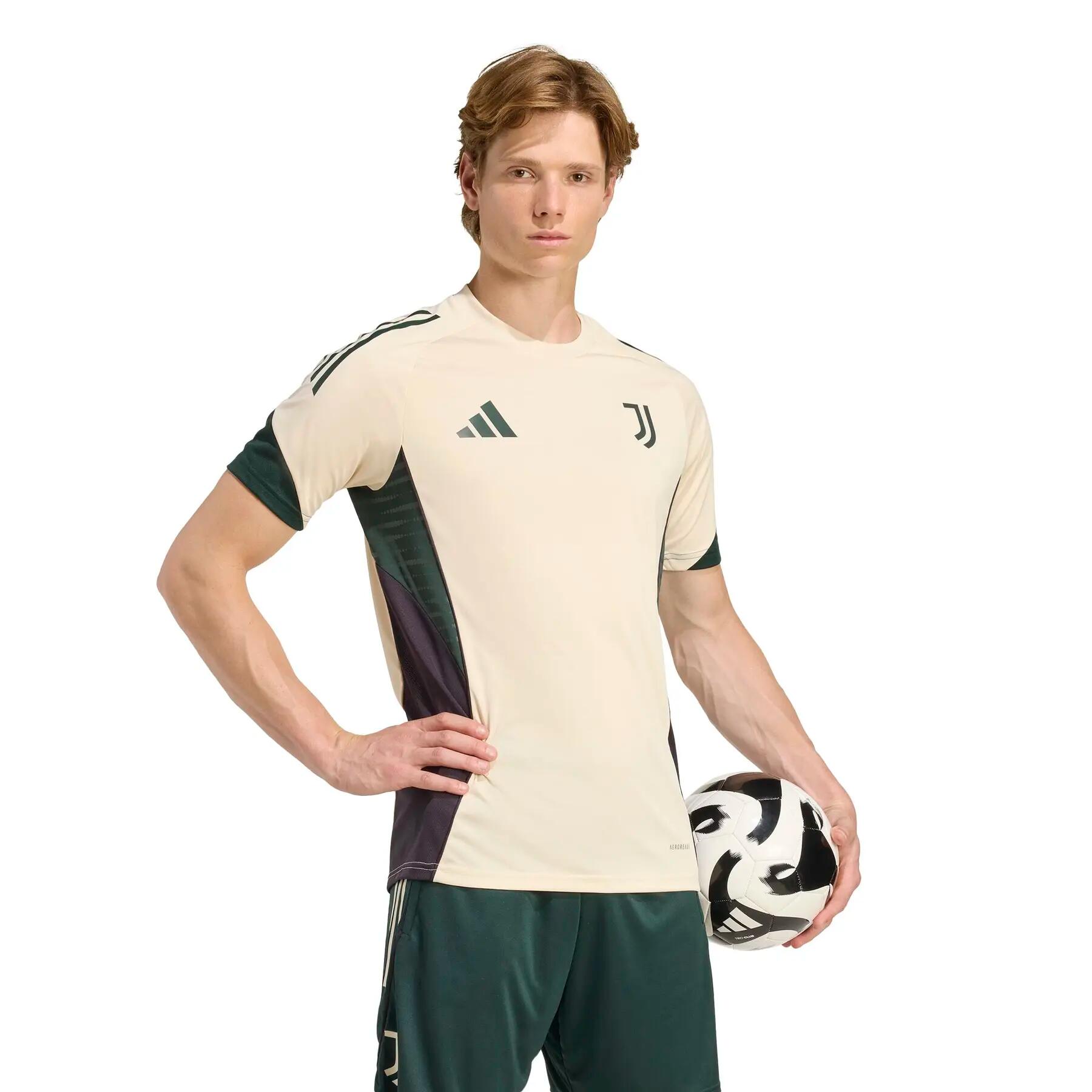 Juventus Turin Trainingsshirt EU 2025/26 3/7