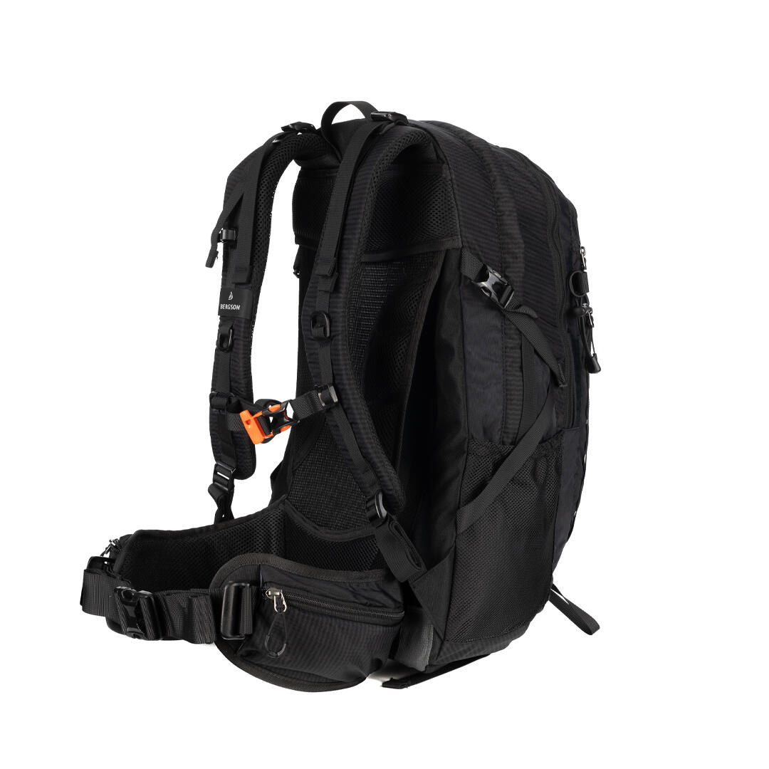 Plecak turystyczny BERGSON MOLDE 30 L BB 4/7