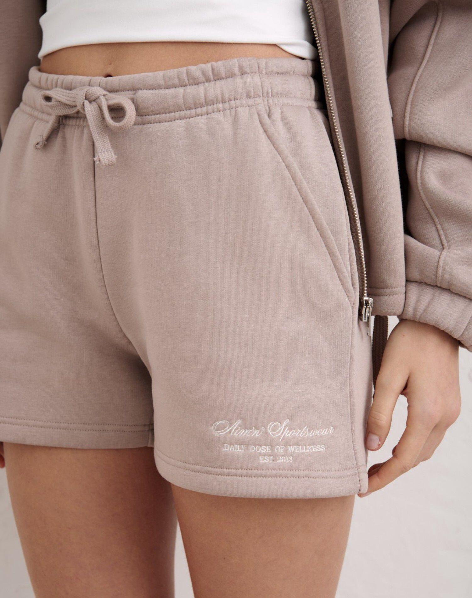 Shorts Donna in Felpa Vestibilità Rilassata Misto Cotone Script Argilla Scura 2/6