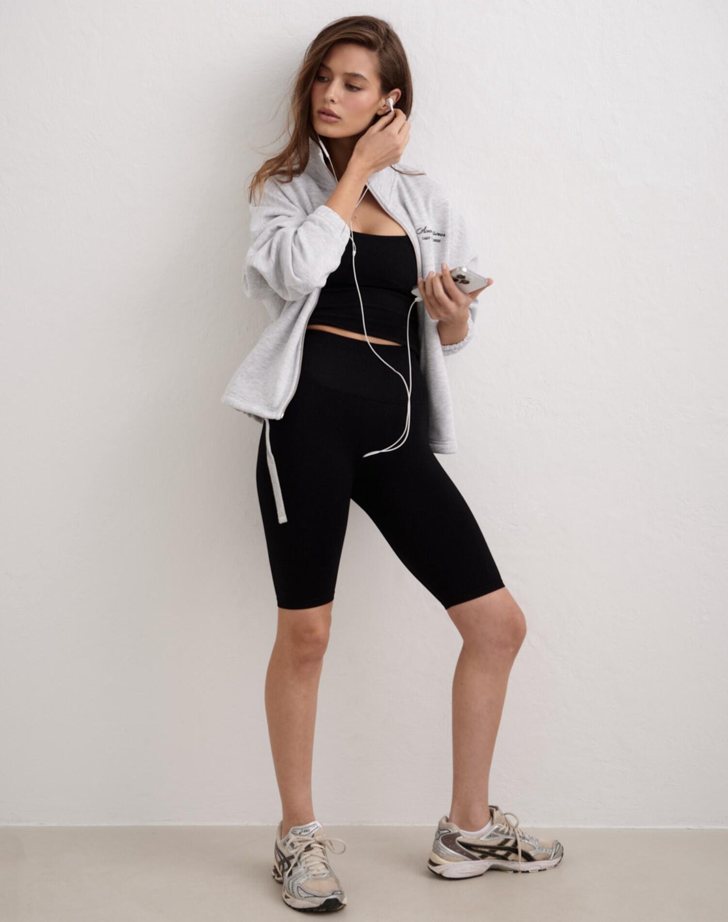 Femme Short Cycliste Sans Coutures invisible scrunch Shape Noir 5/7
