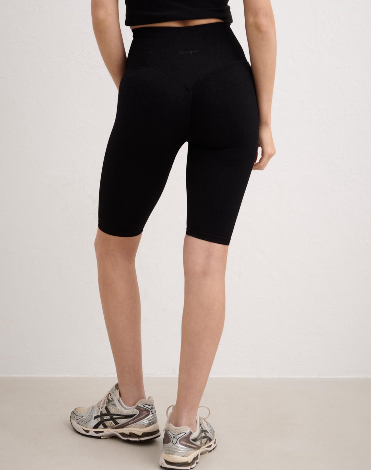 Femme Short Cycliste Sans Coutures invisible scrunch Shape Noir 7/7