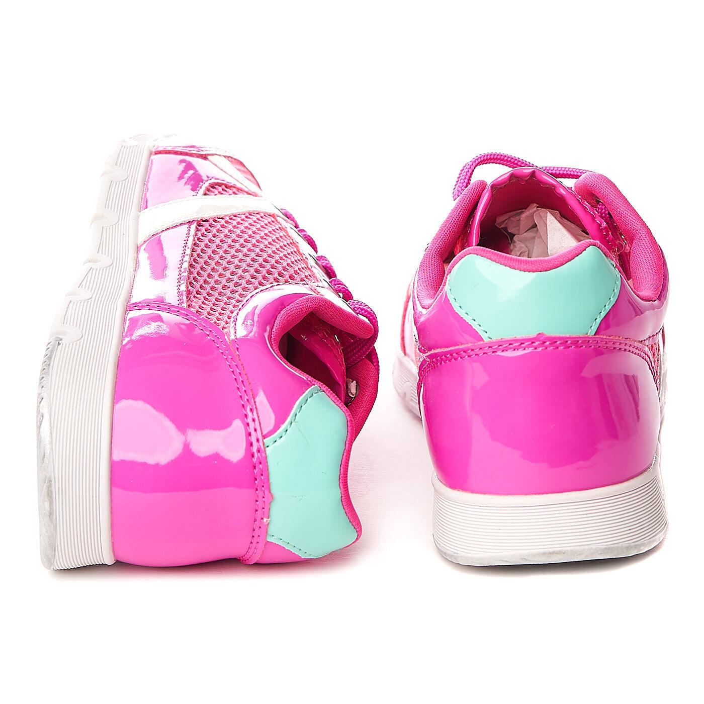 Zapatillas deportivas Bata rosa con raya blanca 3/4