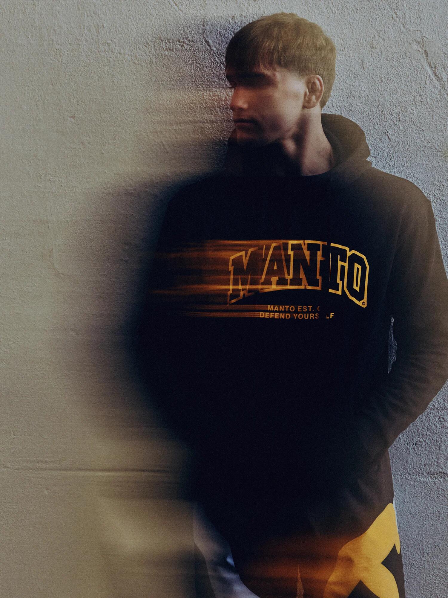 MANTO bluza z kapturem VARSITY 26 czarna 5/6