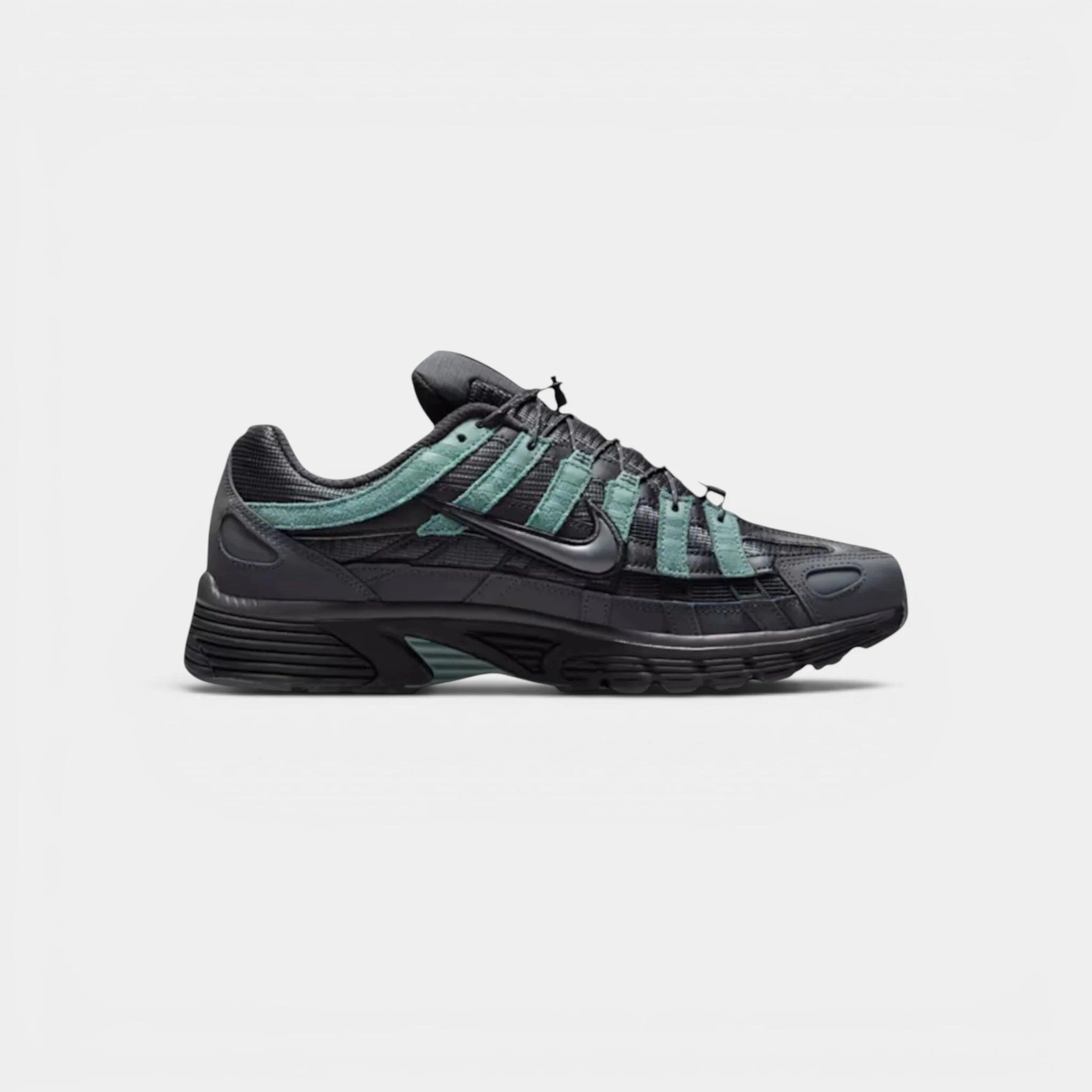 NIKE picture