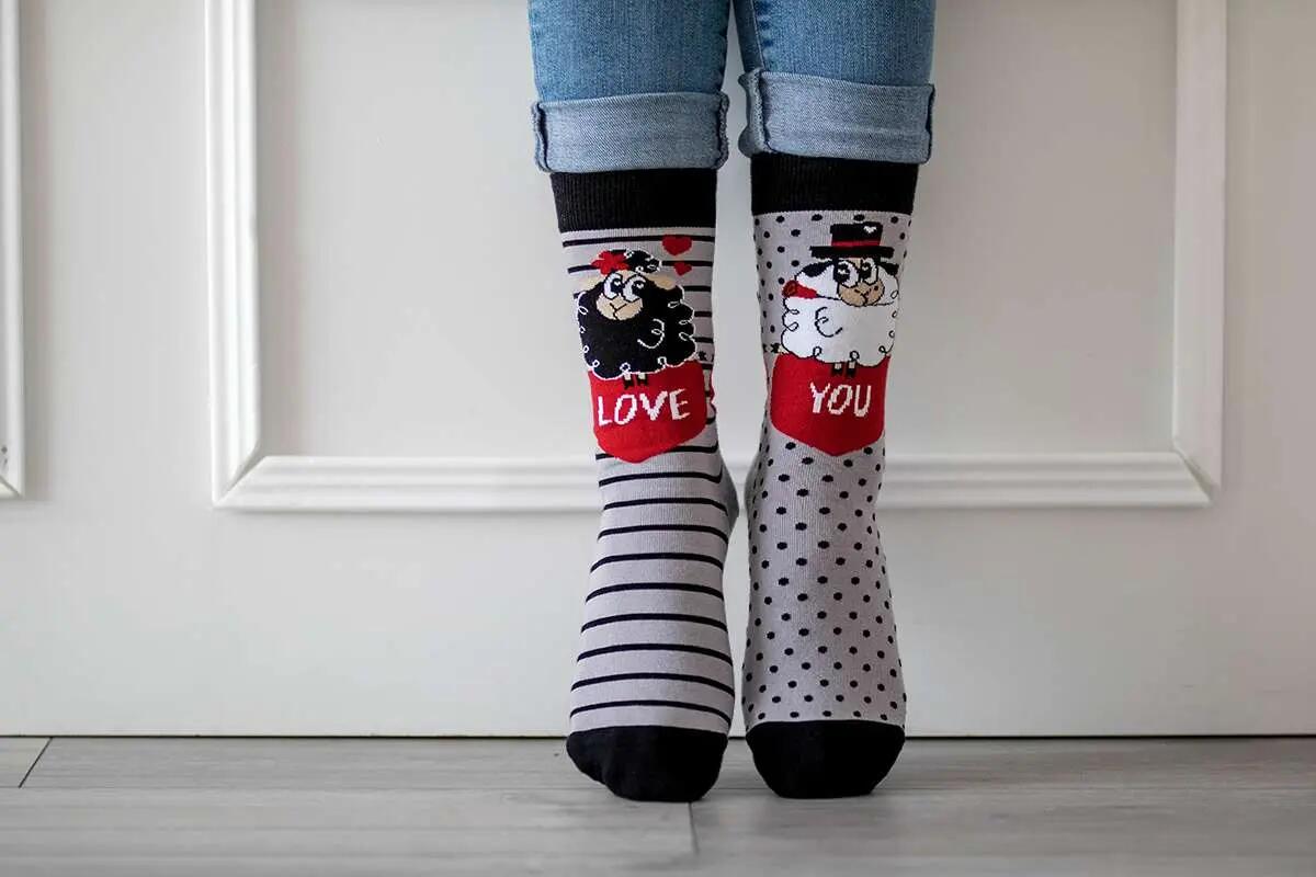 4 pár Arty Socks Szerelmes bárányka  pamut zokni ajándékdobozban 7/9