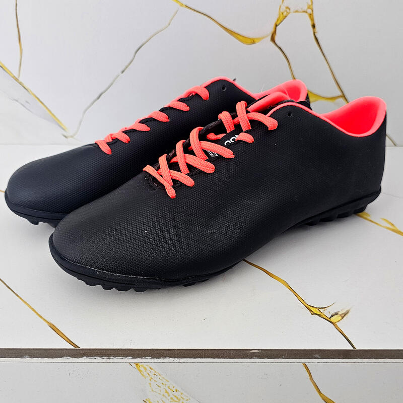Ghete de fotbal MBrands NFC pentru teren sintetic cusute in varf 36 negru