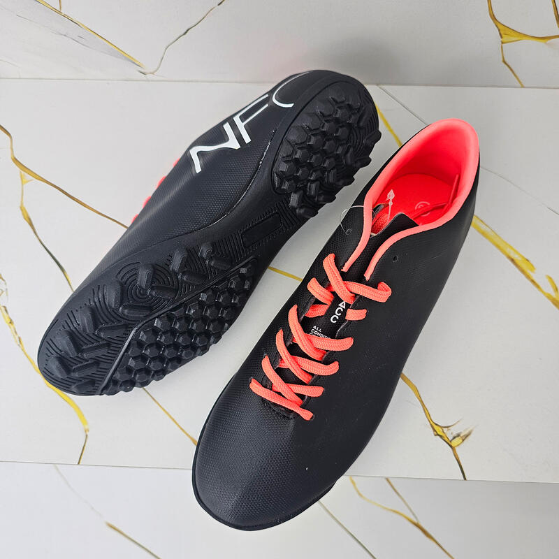 Ghete de fotbal MBrands NFC pentru teren sintetic cusute in varf 36 negru