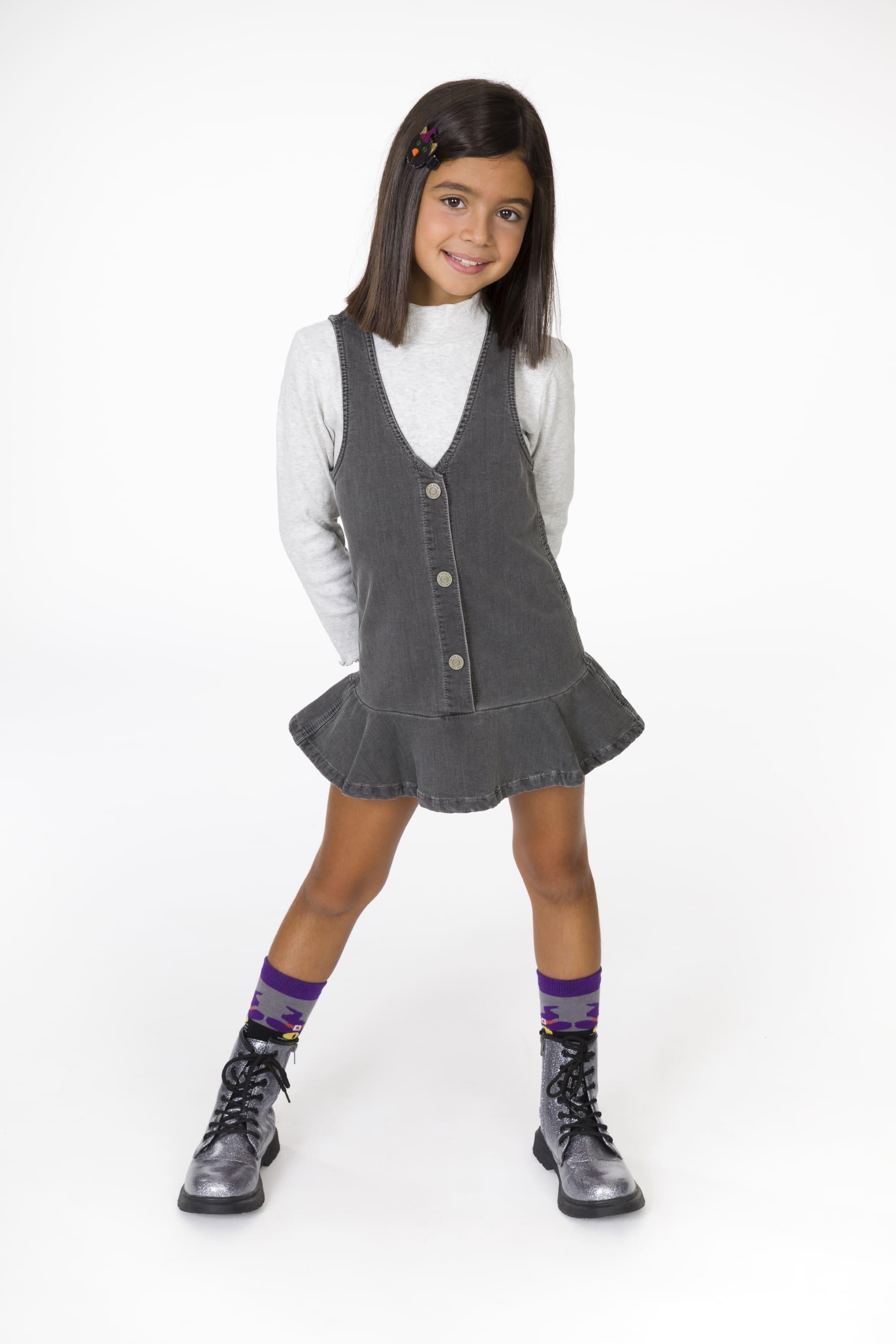 Vestido pichi denim en gris 3/4