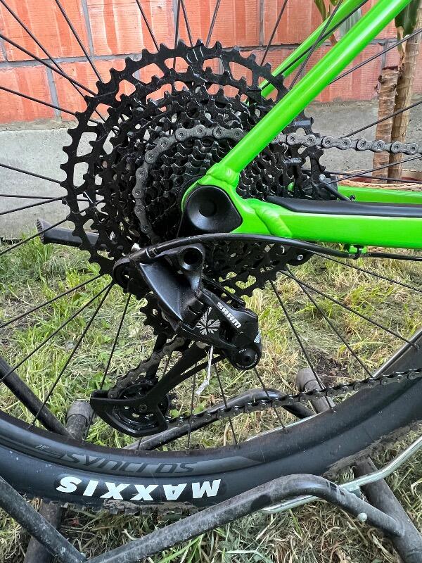 Entre Particuliers - VTT Scott scale 960 4/7
