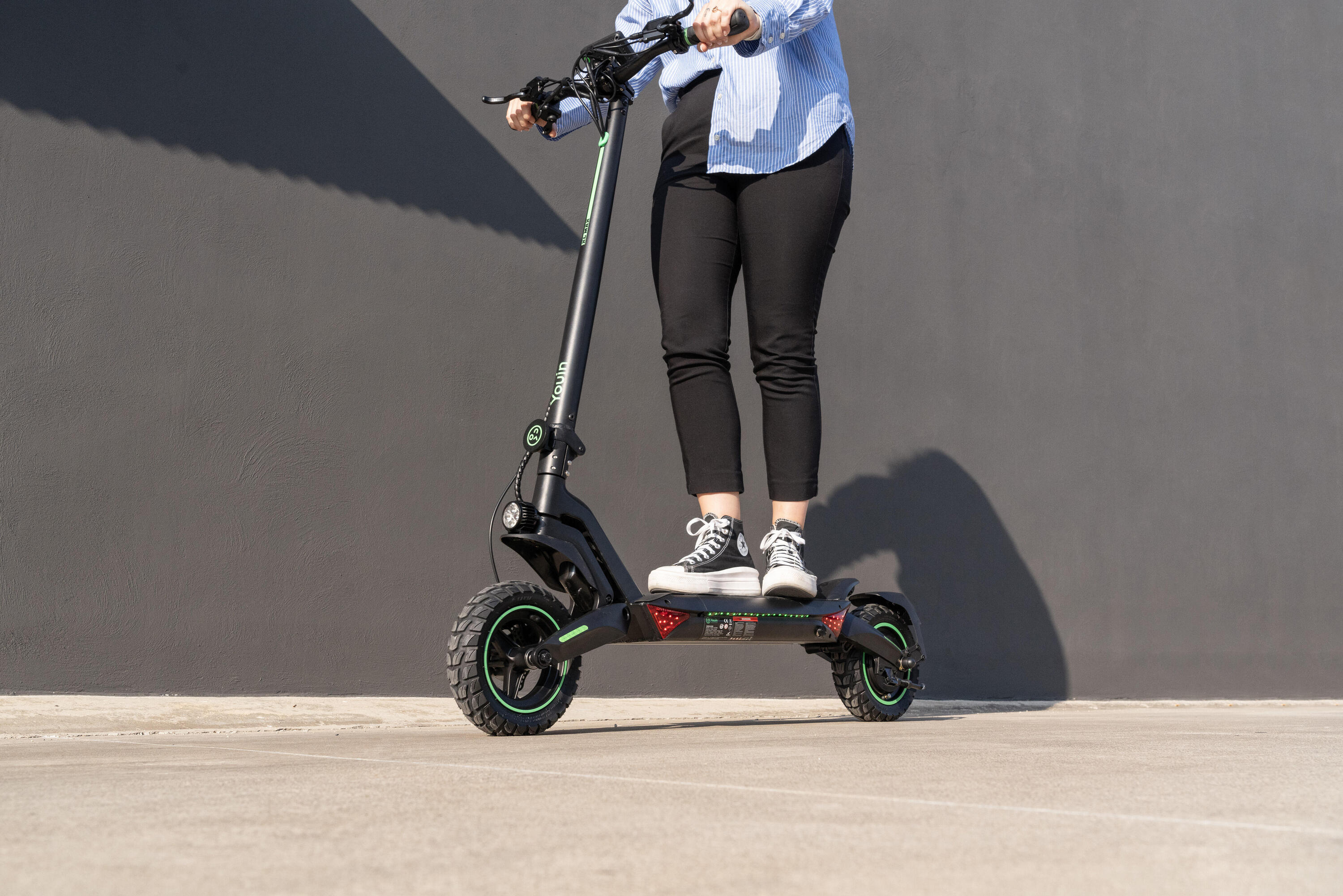 Patinete eléctrico Youin XL MAX 800W 60km 25km/h 10" - Homologado DGT 6/7