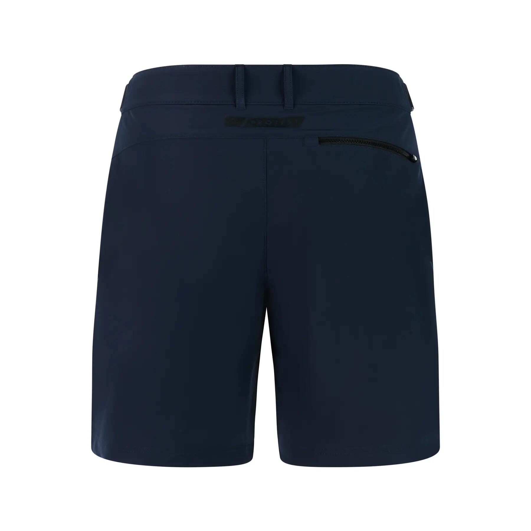 Shorts Protest Barwick 2/2