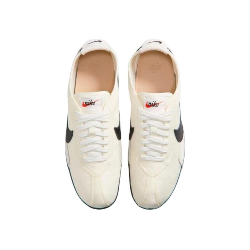 Moon Shoe Soft Pearl Black