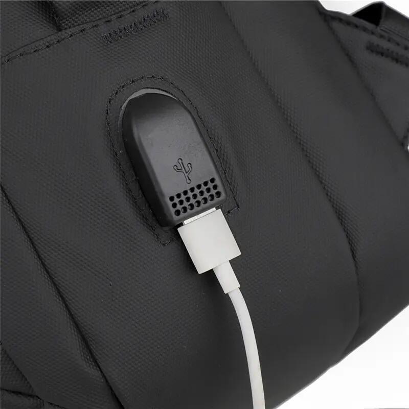 Rucsac laptop antifurt, inchidere cu cifru, USB incarcare, 45x32x14 cm, negru