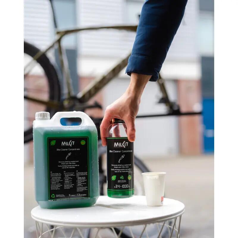 Spray per la pulizia milKit 2/4