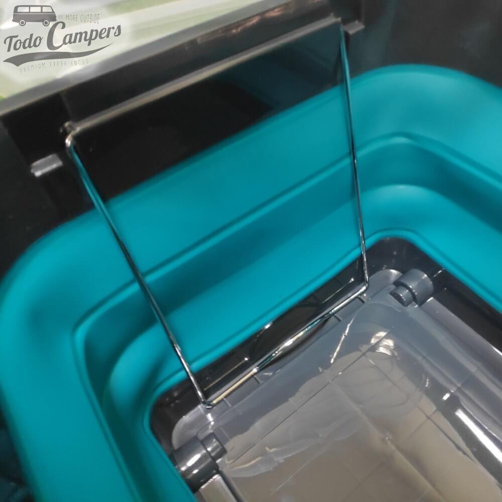 Caja plegable con tapa y ruedas 45 litros azul 4/6